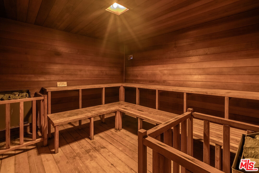 10701 Wilshire Blvd Unit: 1601