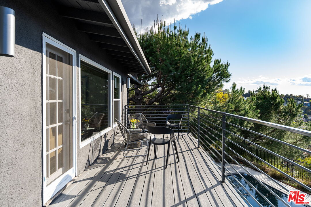 1313 Corona Dr