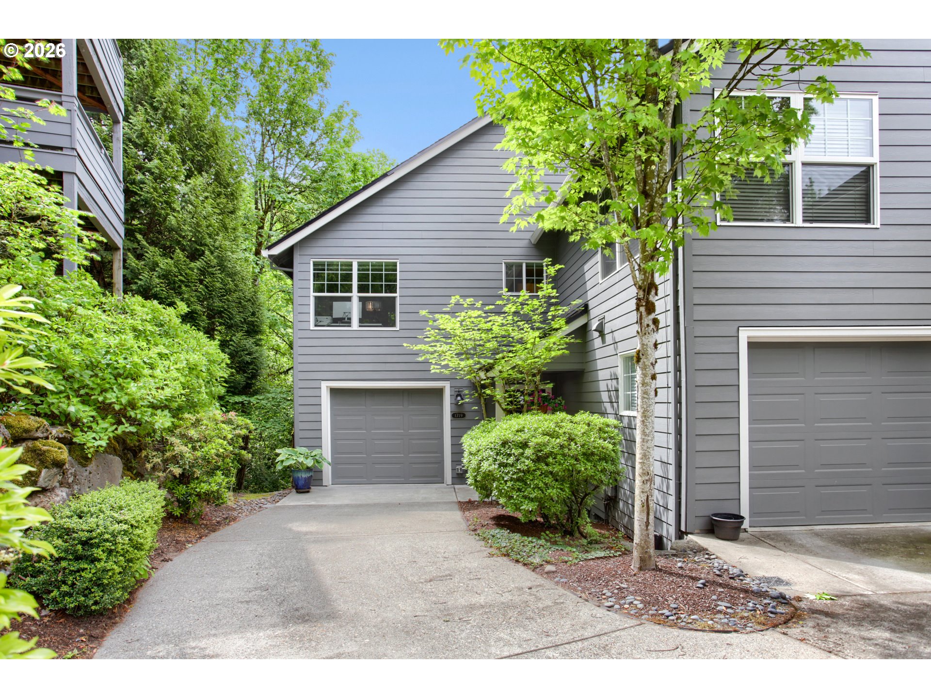 1719 NW MILLER HILL CT