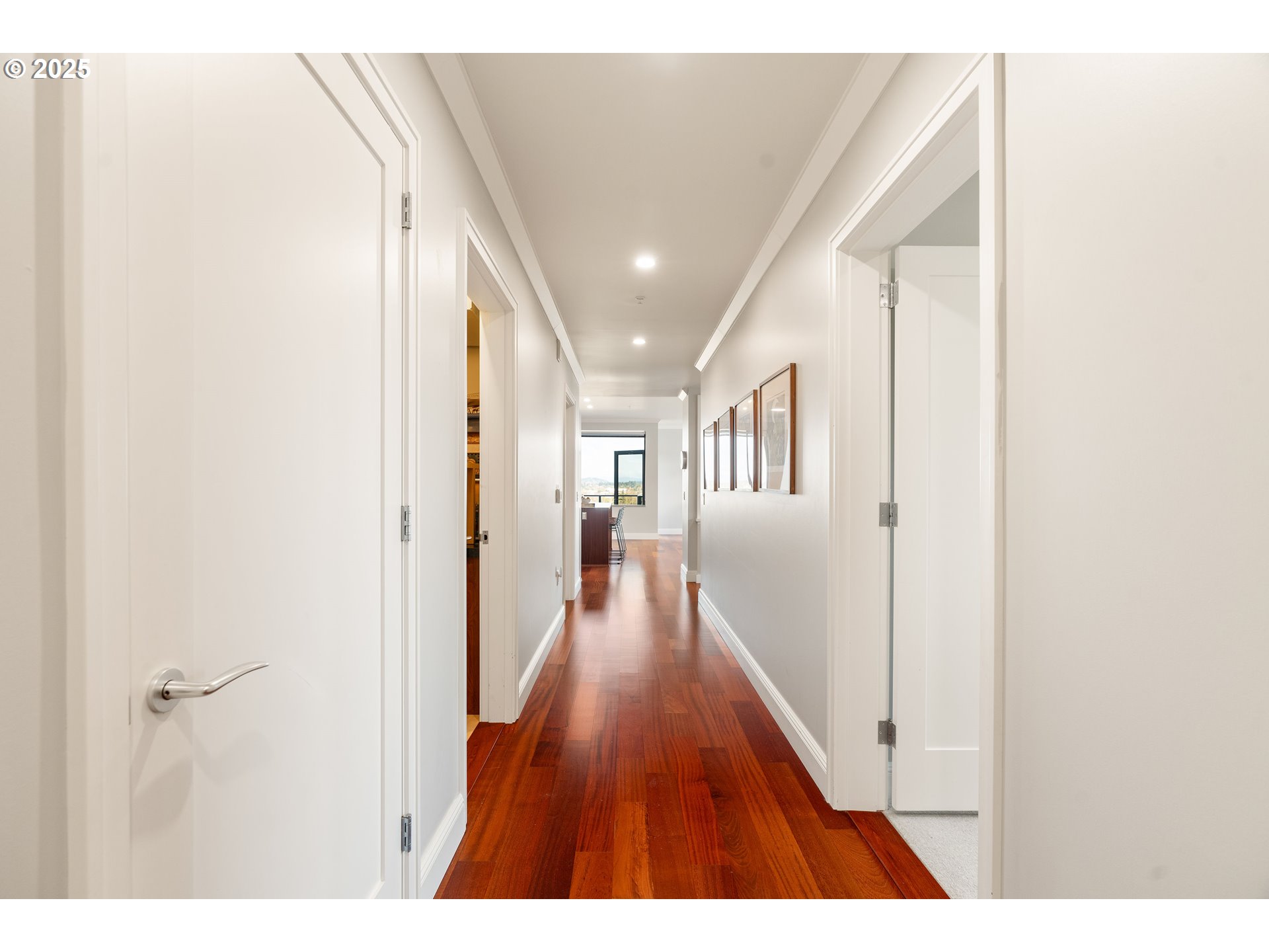 841 S GAINES ST 1708