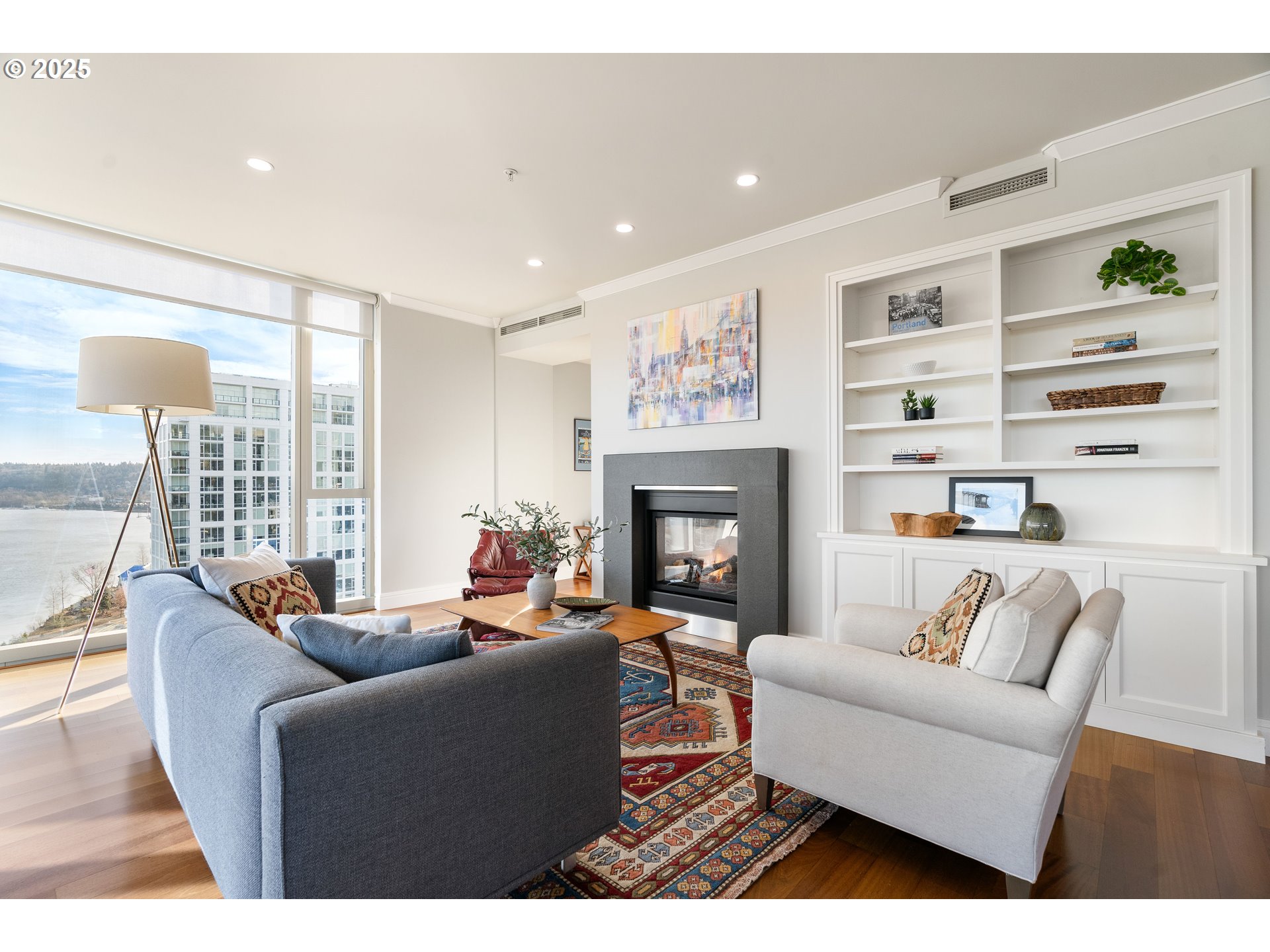 841 S GAINES ST 1708