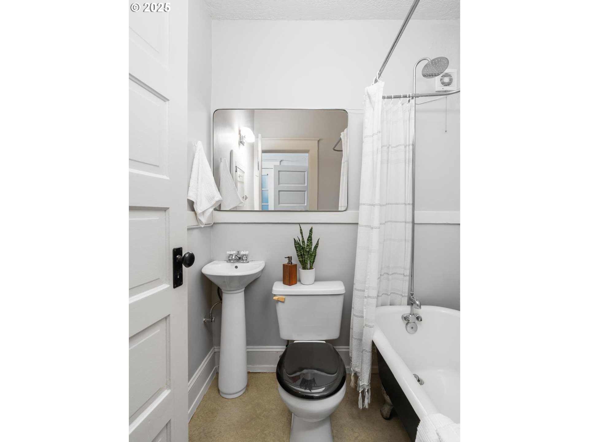 1631 NW EVERETT ST 403, Portland Unit: 403