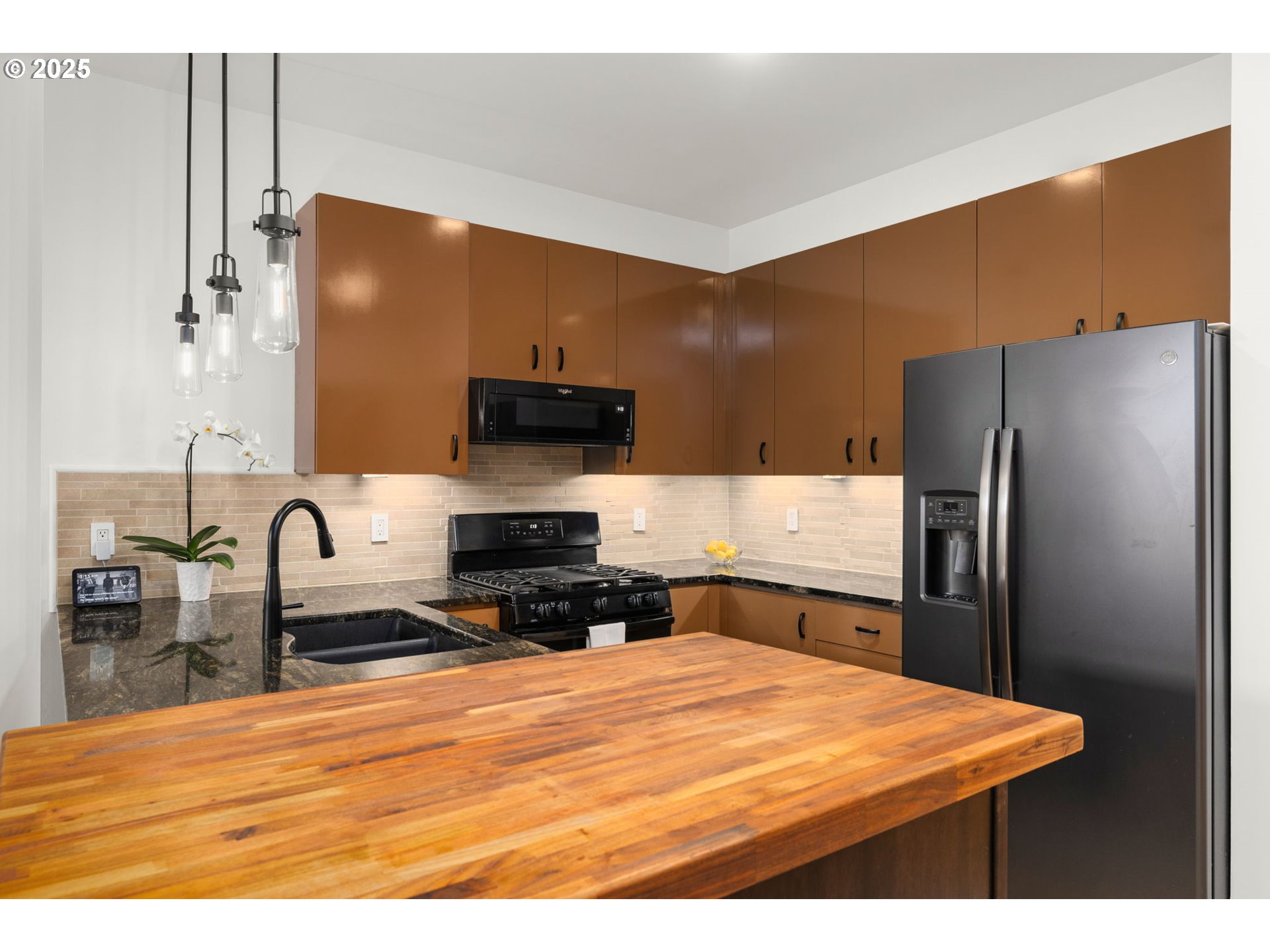 1133 NW 11TH AVE 305