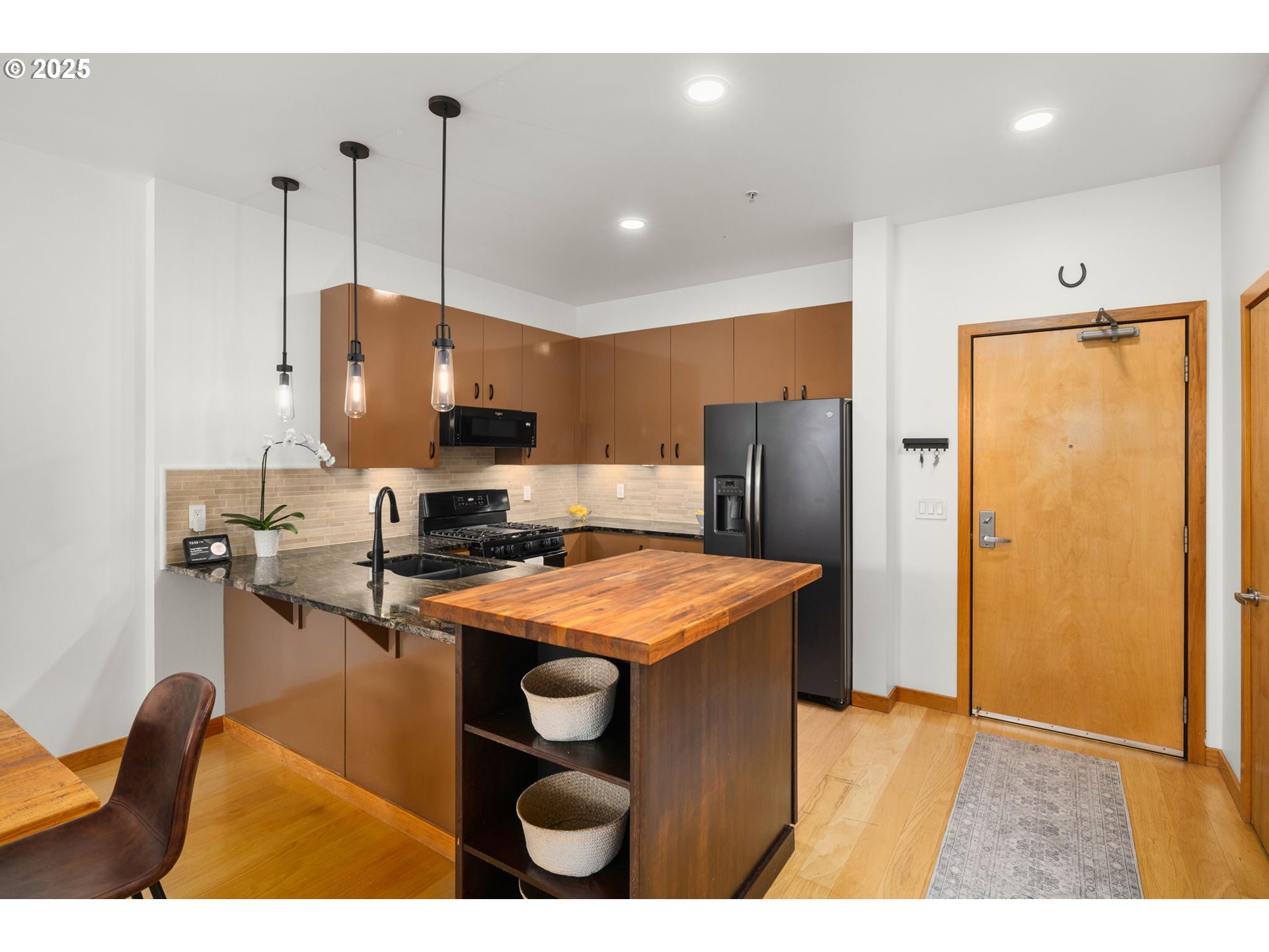 1133 NW 11TH AVE 305