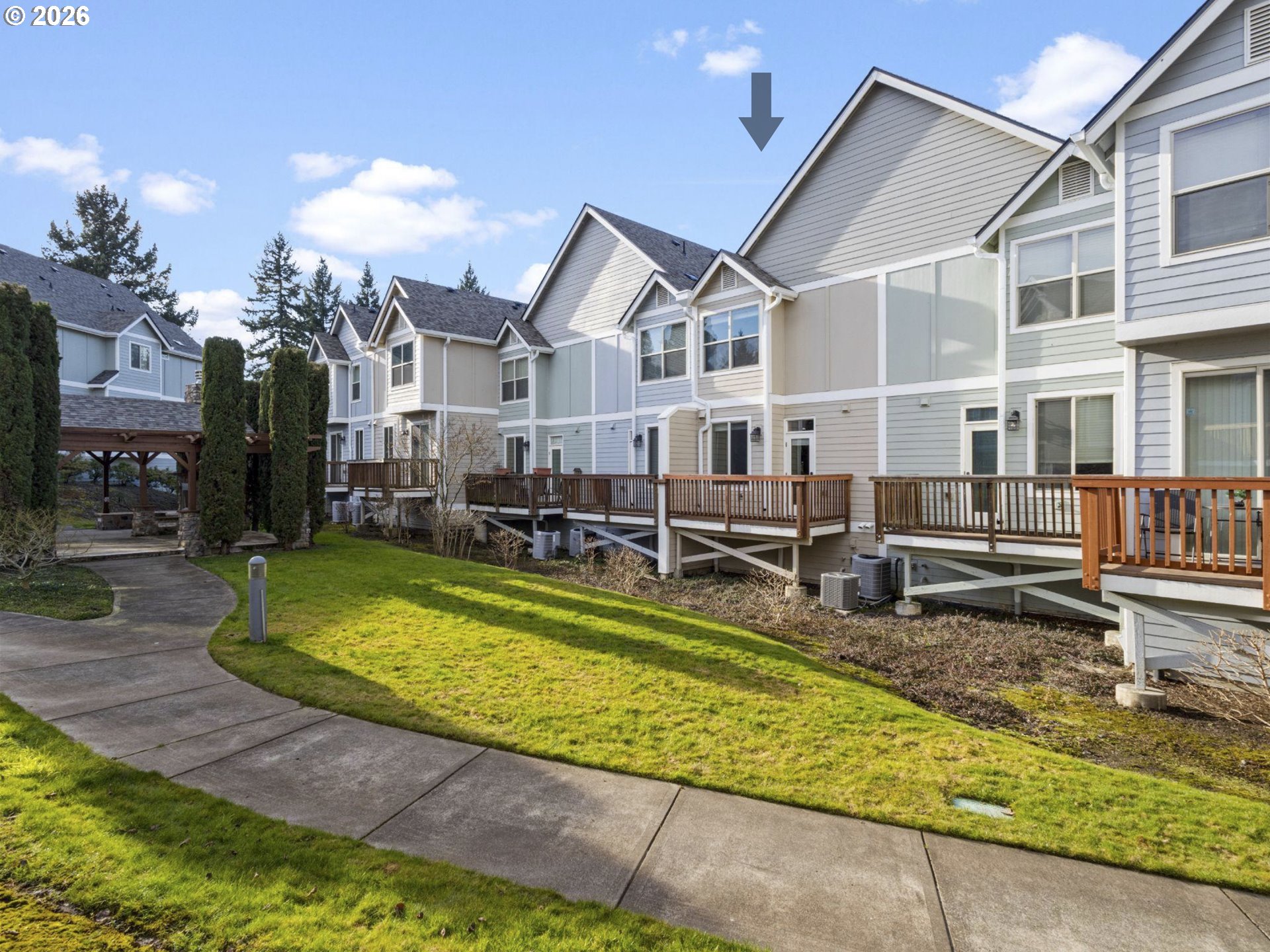 1952 NE 48TH WAY