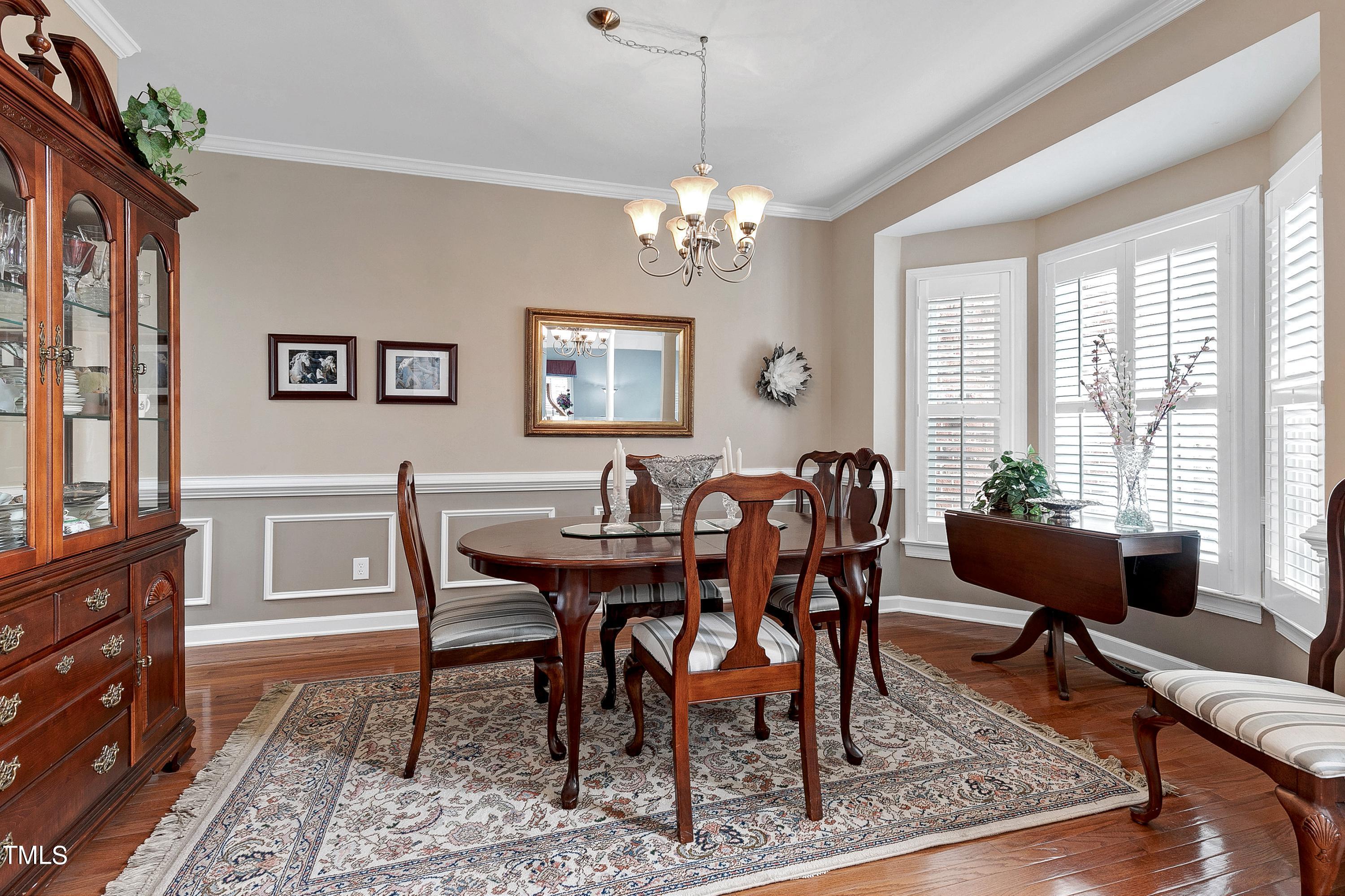 100 Rivergreen Court