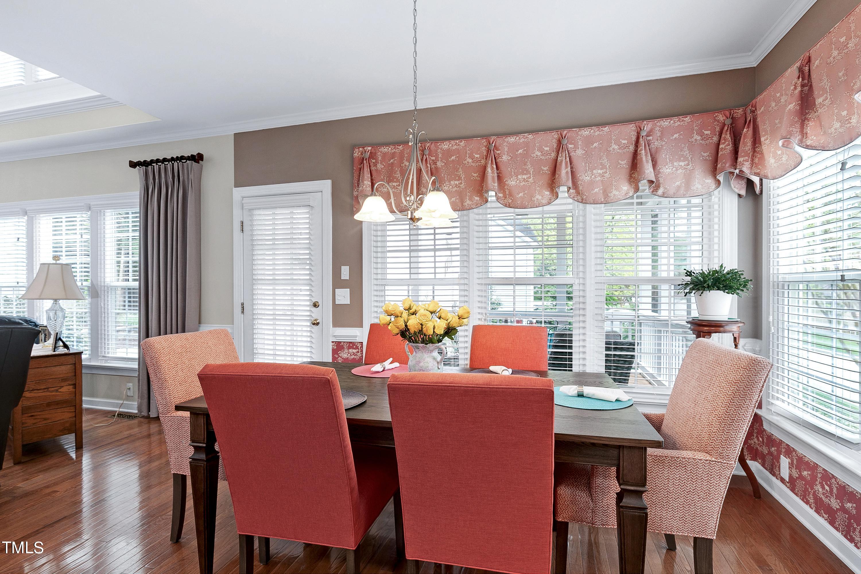 100 Rivergreen Court