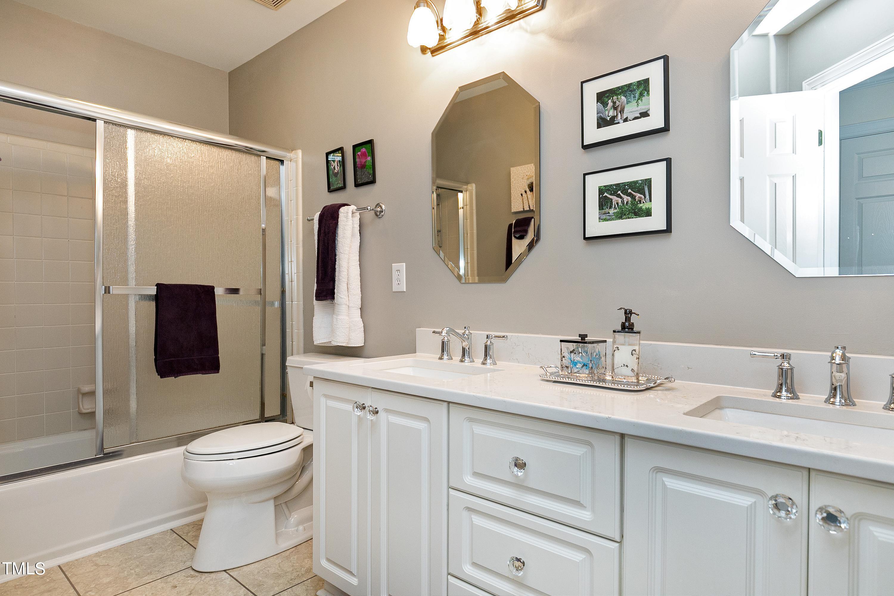 100 Rivergreen Court