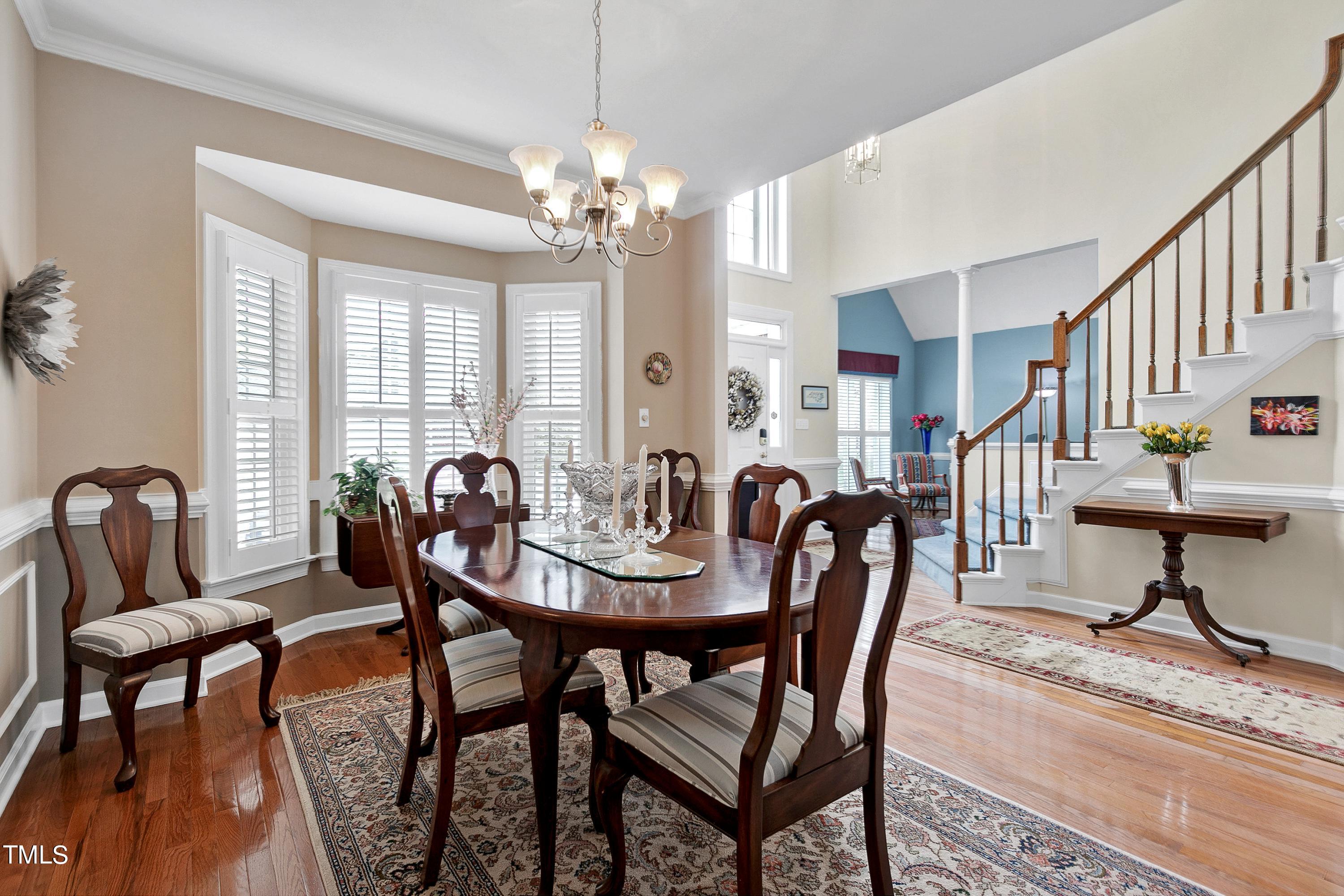 100 Rivergreen Court