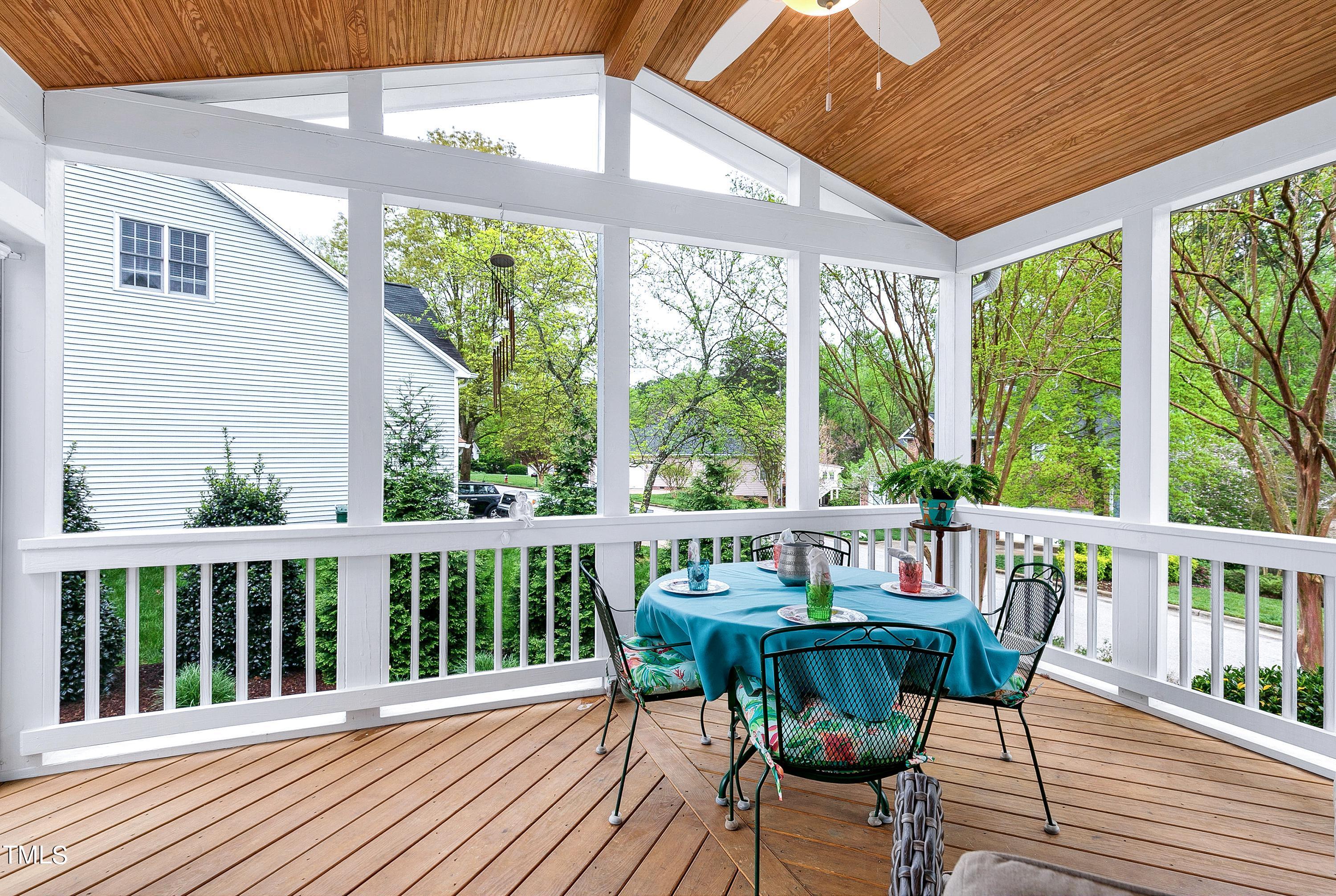 100 Rivergreen Court