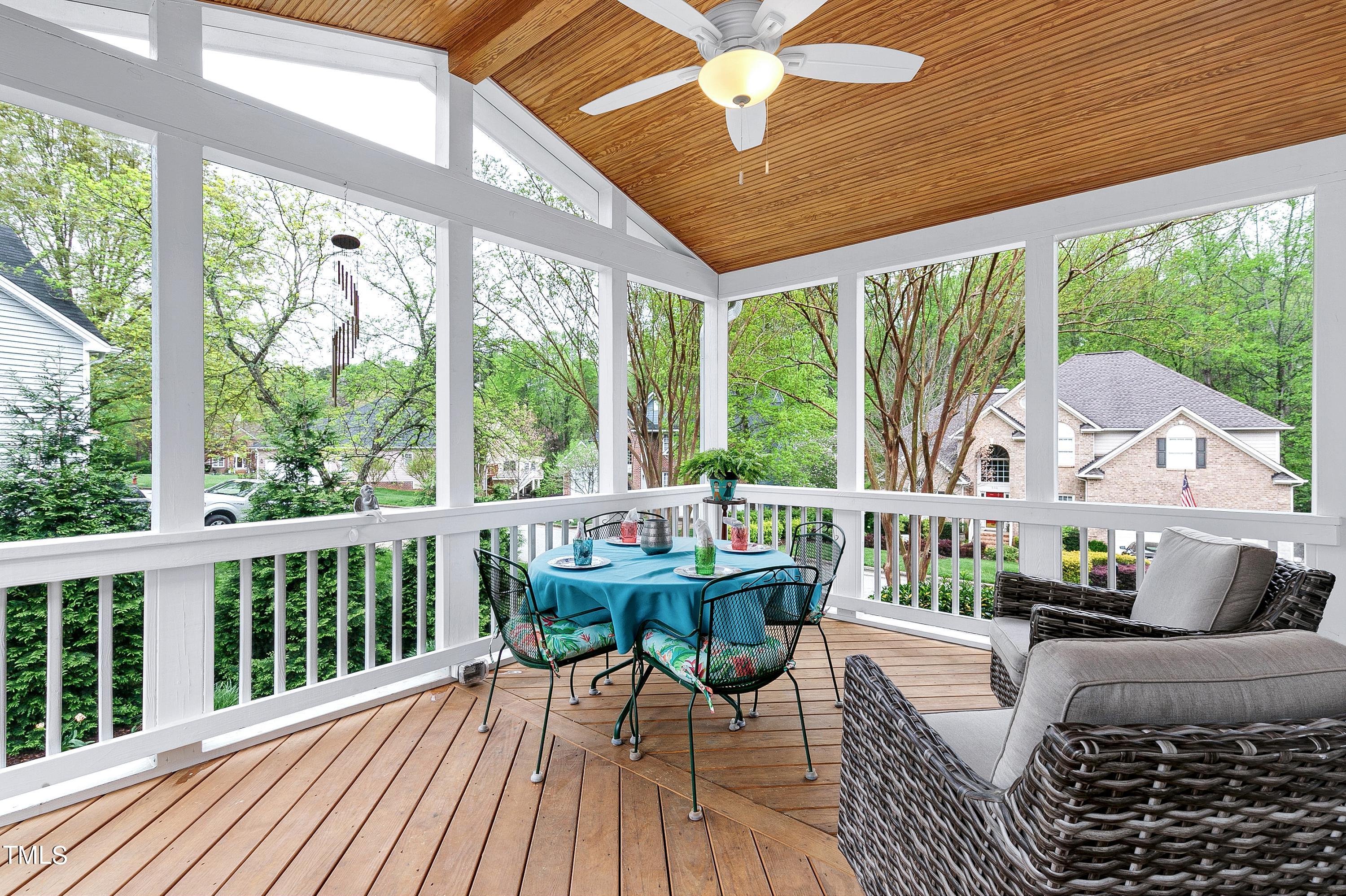 100 Rivergreen Court