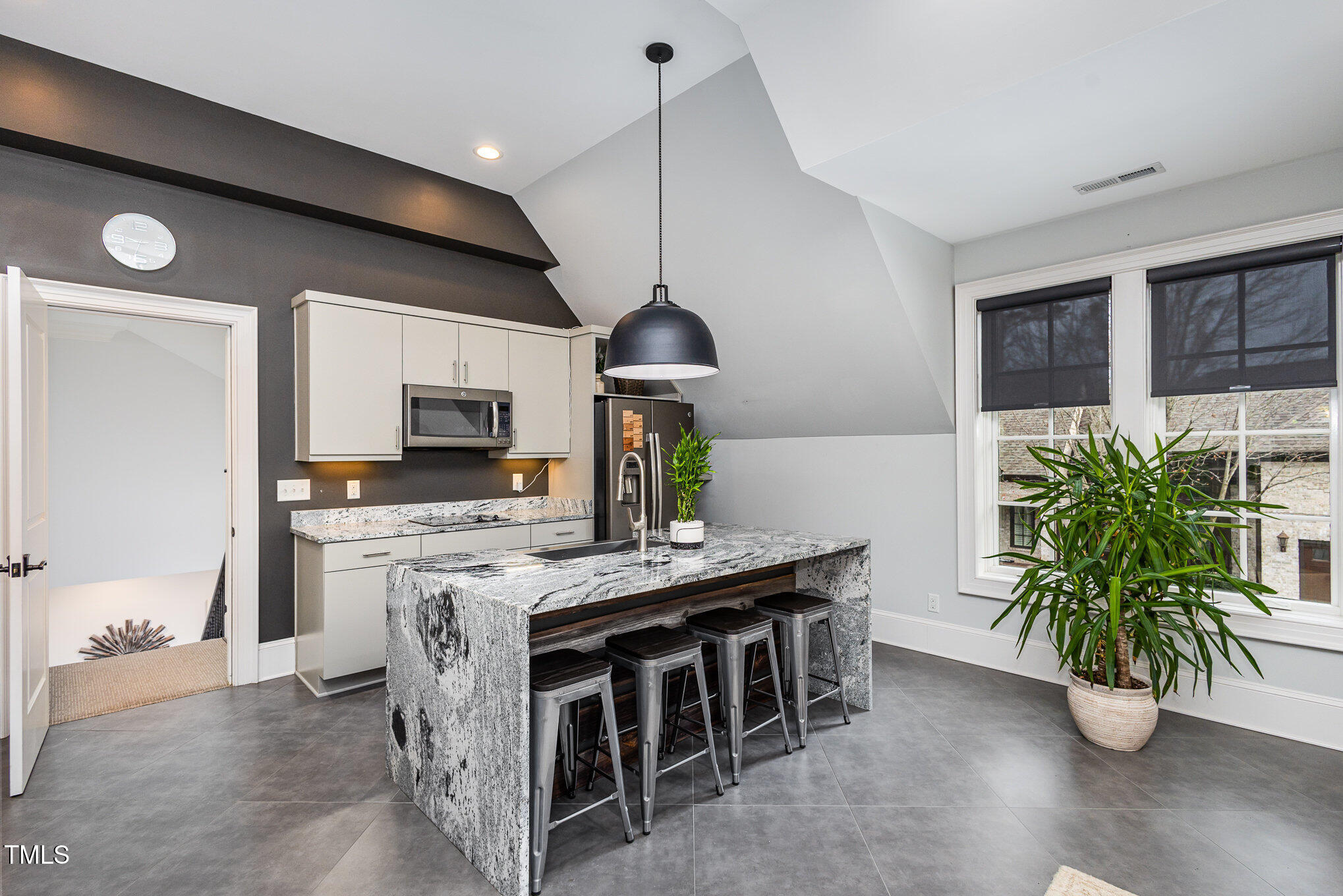 1319 Queensferry Road