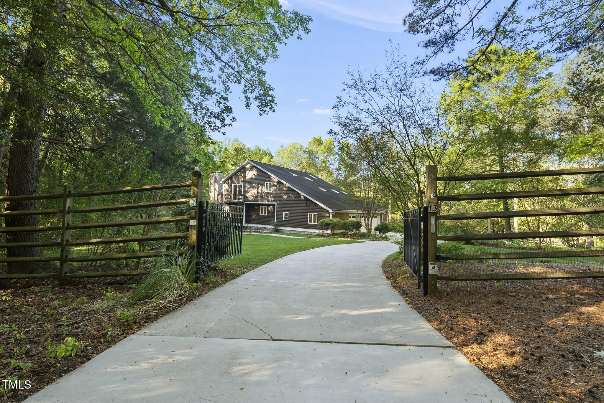 13 Crosswinds Estates Drive