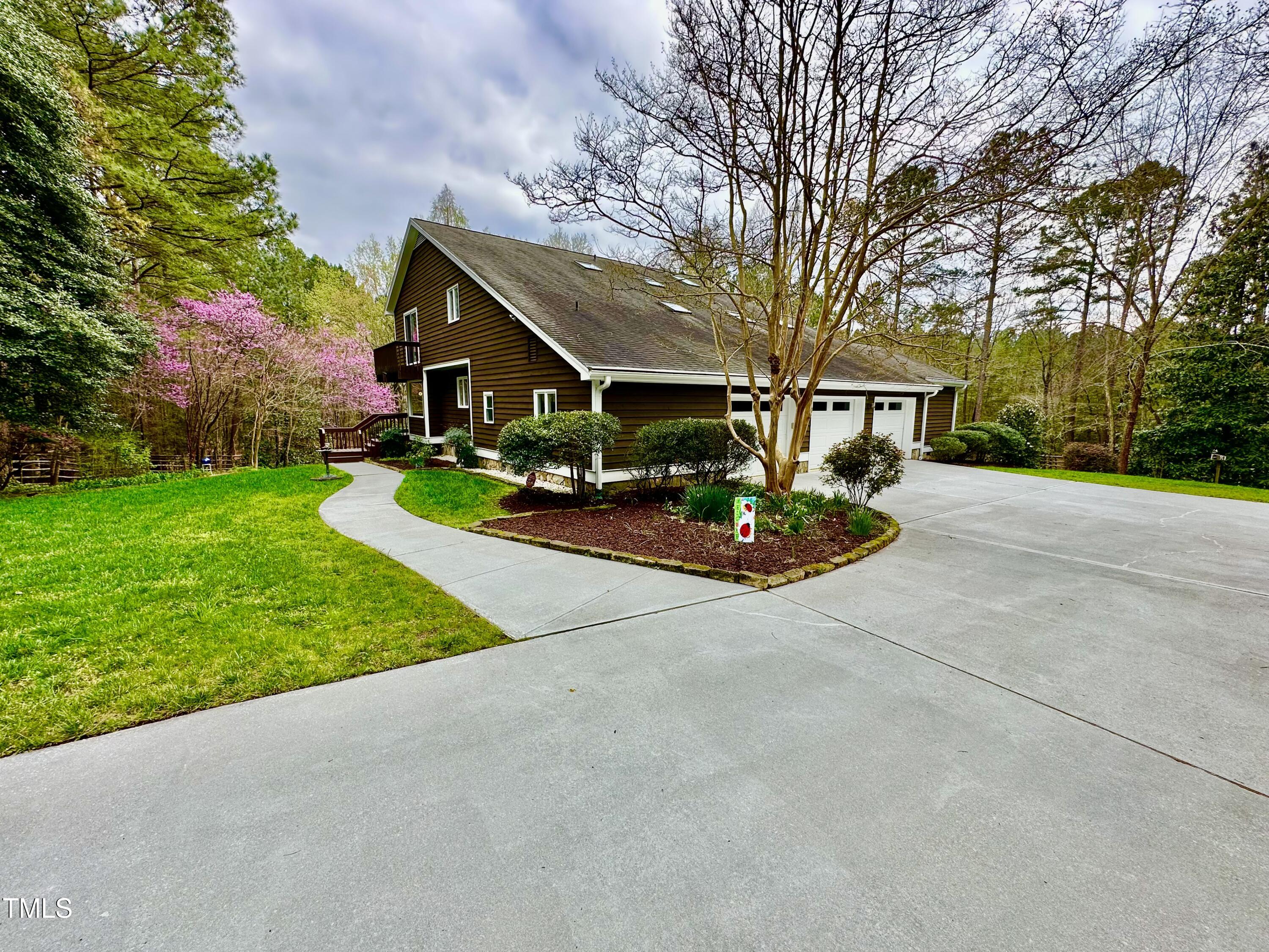 13 Crosswinds Estates Drive