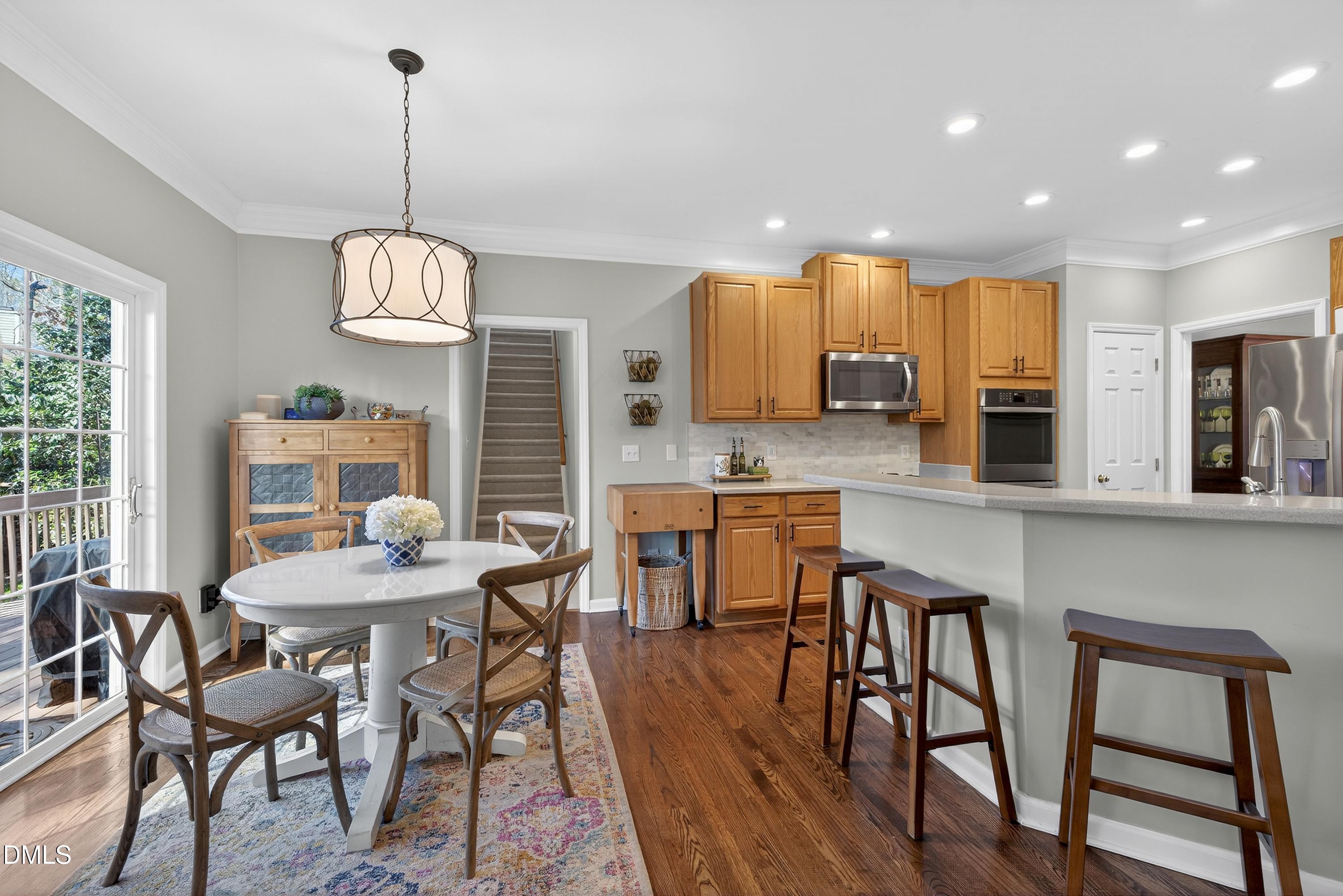 9805 Rockledge Drive