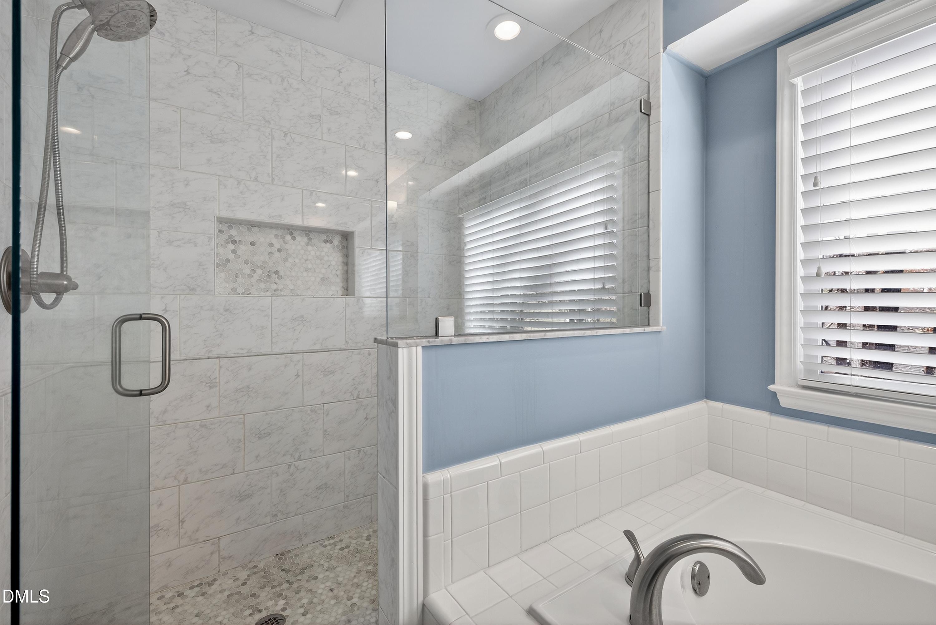 9805 Rockledge Drive