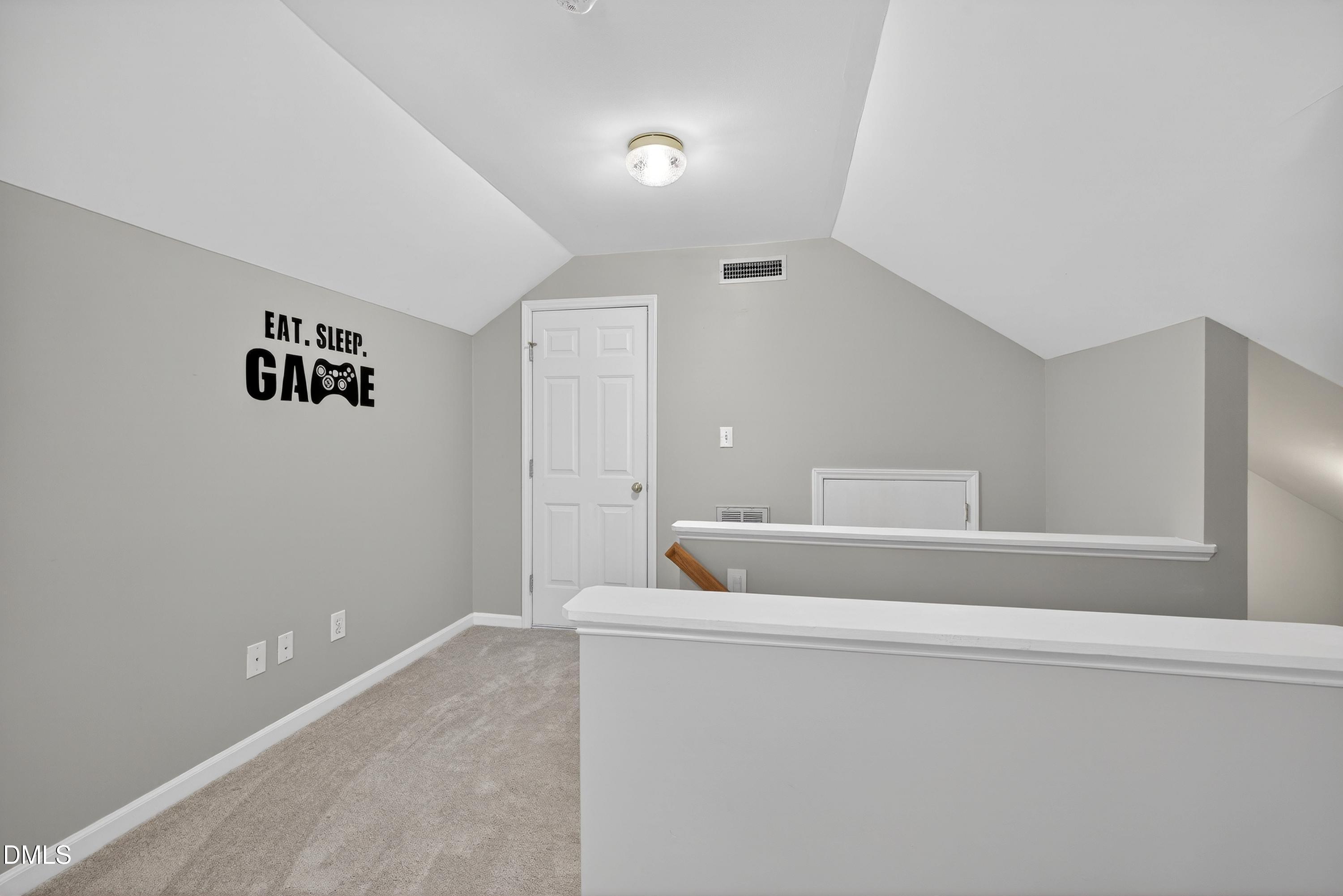 9805 Rockledge Drive