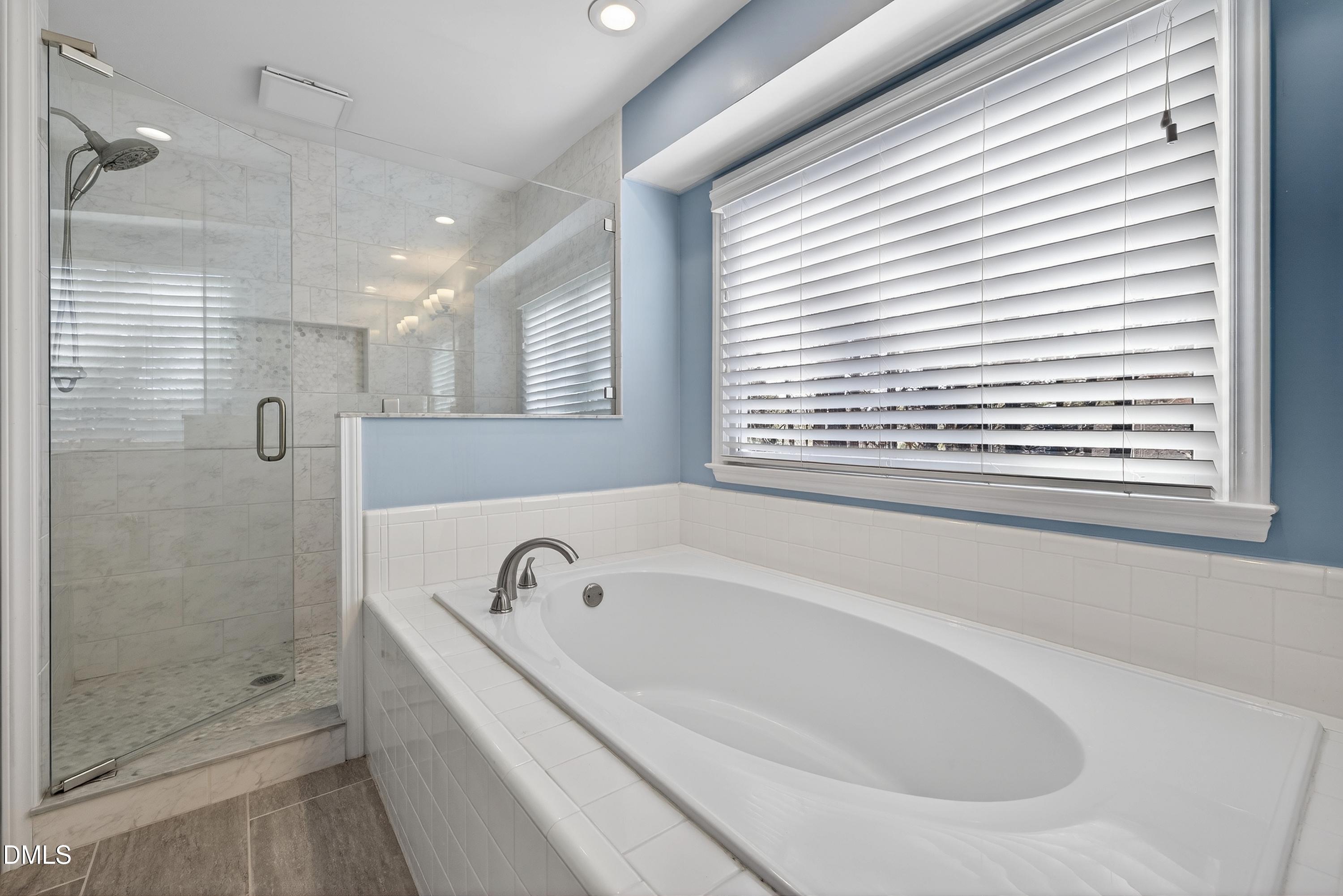 9805 Rockledge Drive