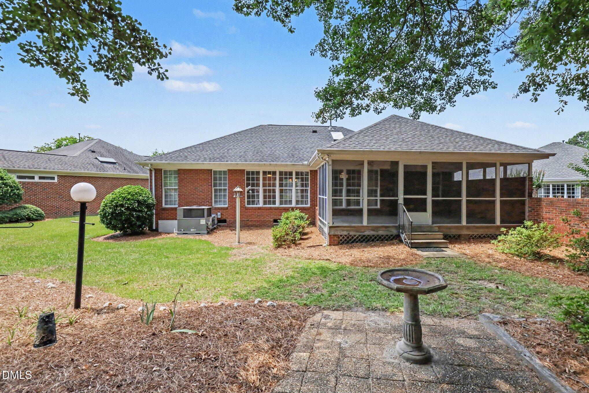 1006 Loganberry Court