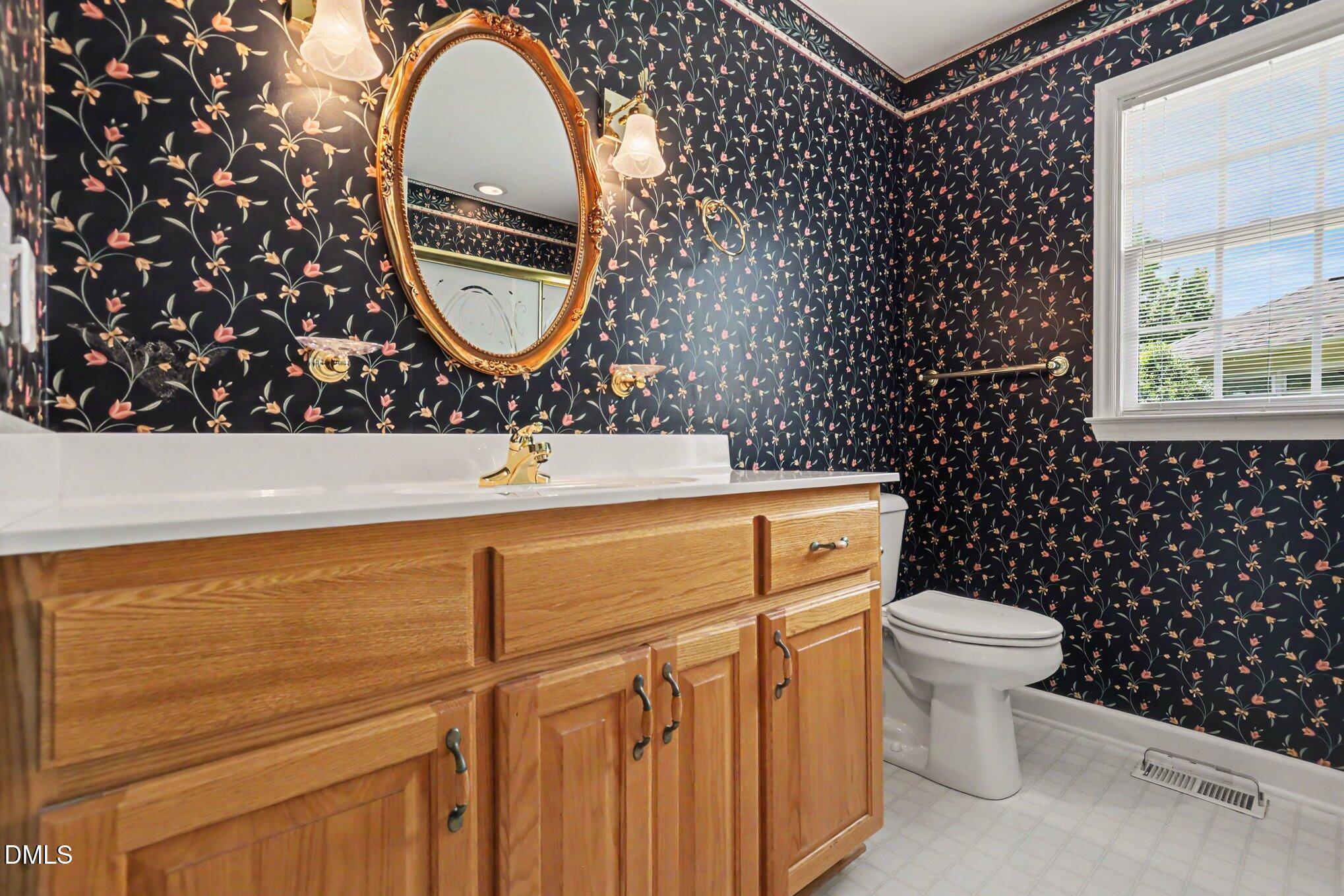 1006 Loganberry Court