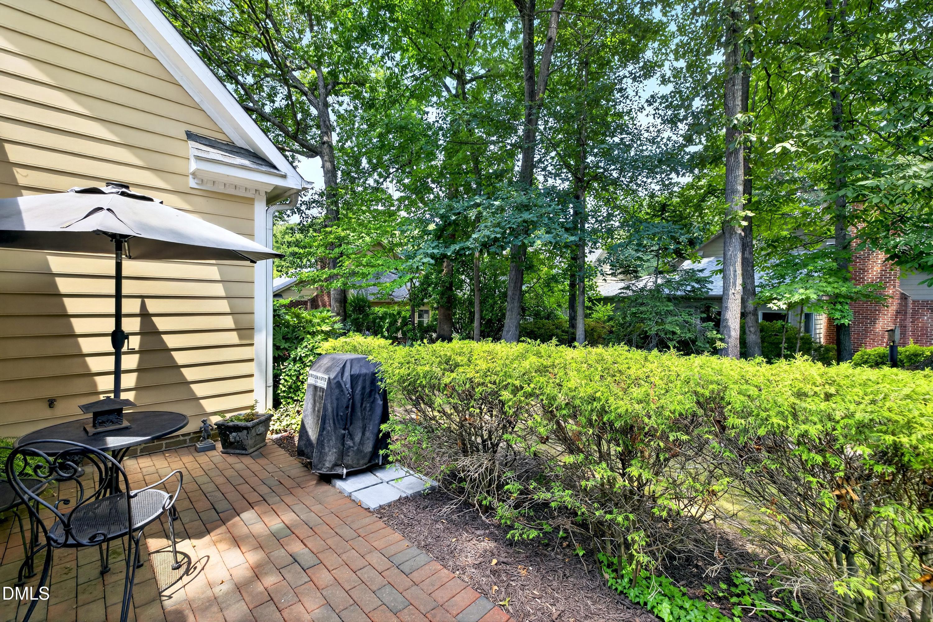 103 Prestwick Place