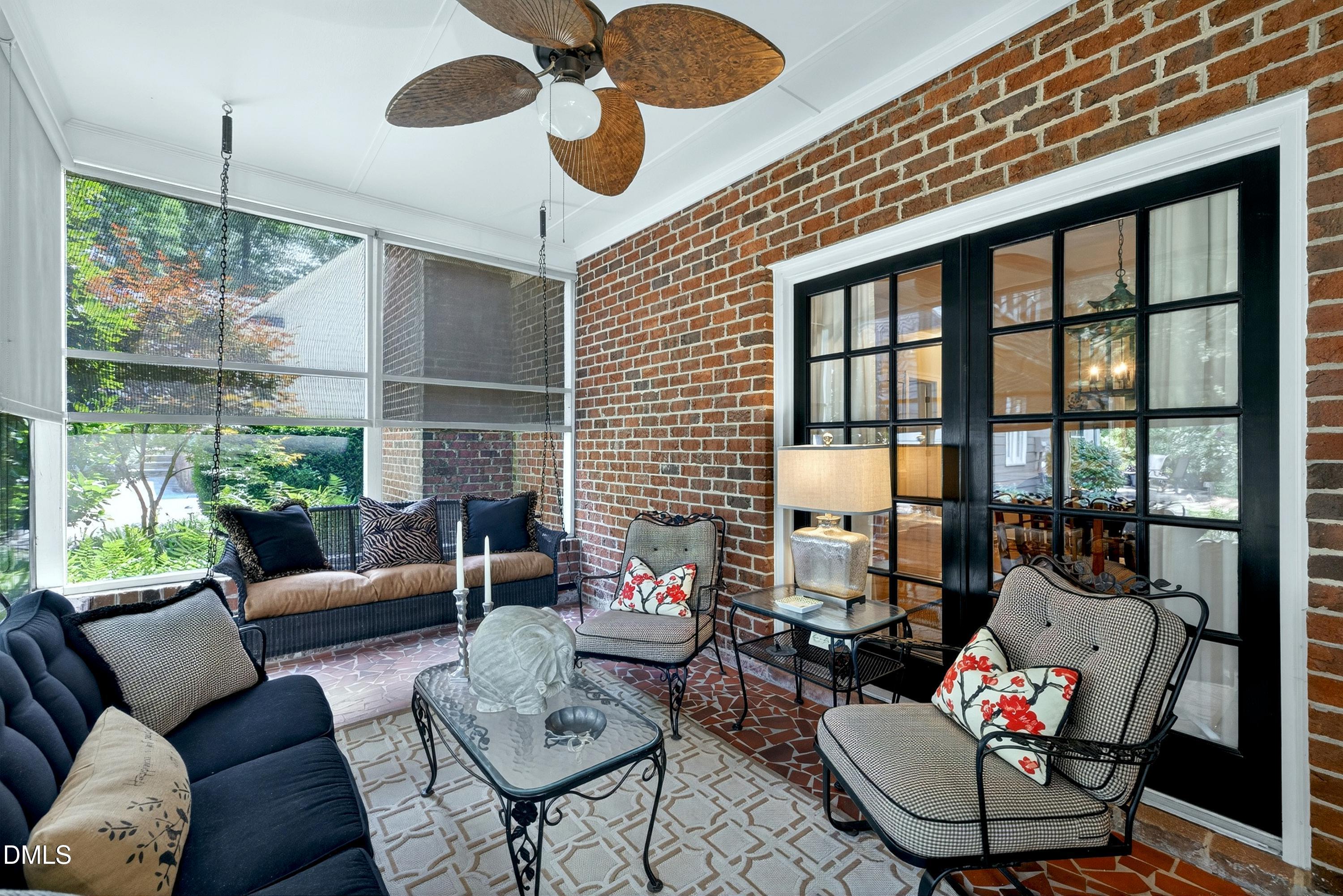 103 Prestwick Place