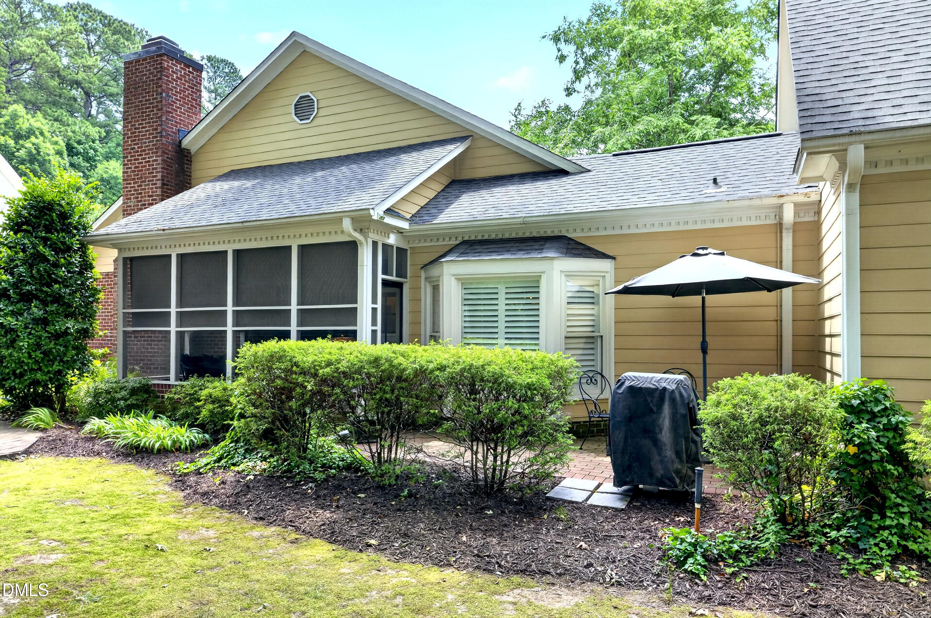 103 Prestwick Place