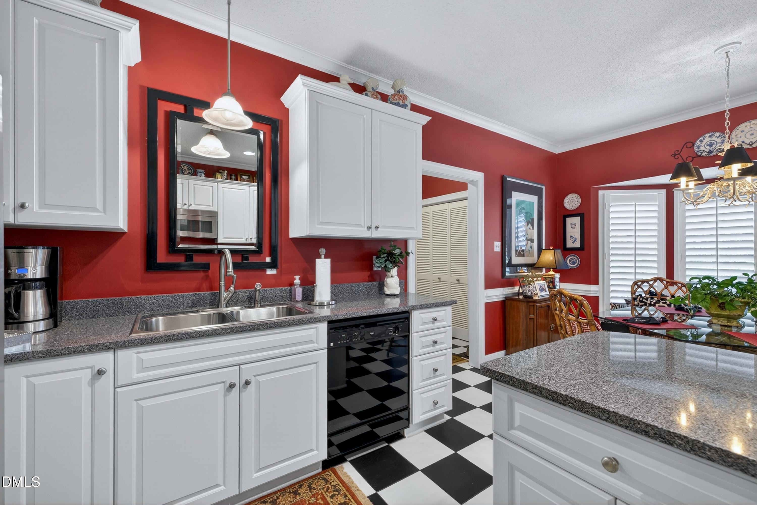 103 Prestwick Place
