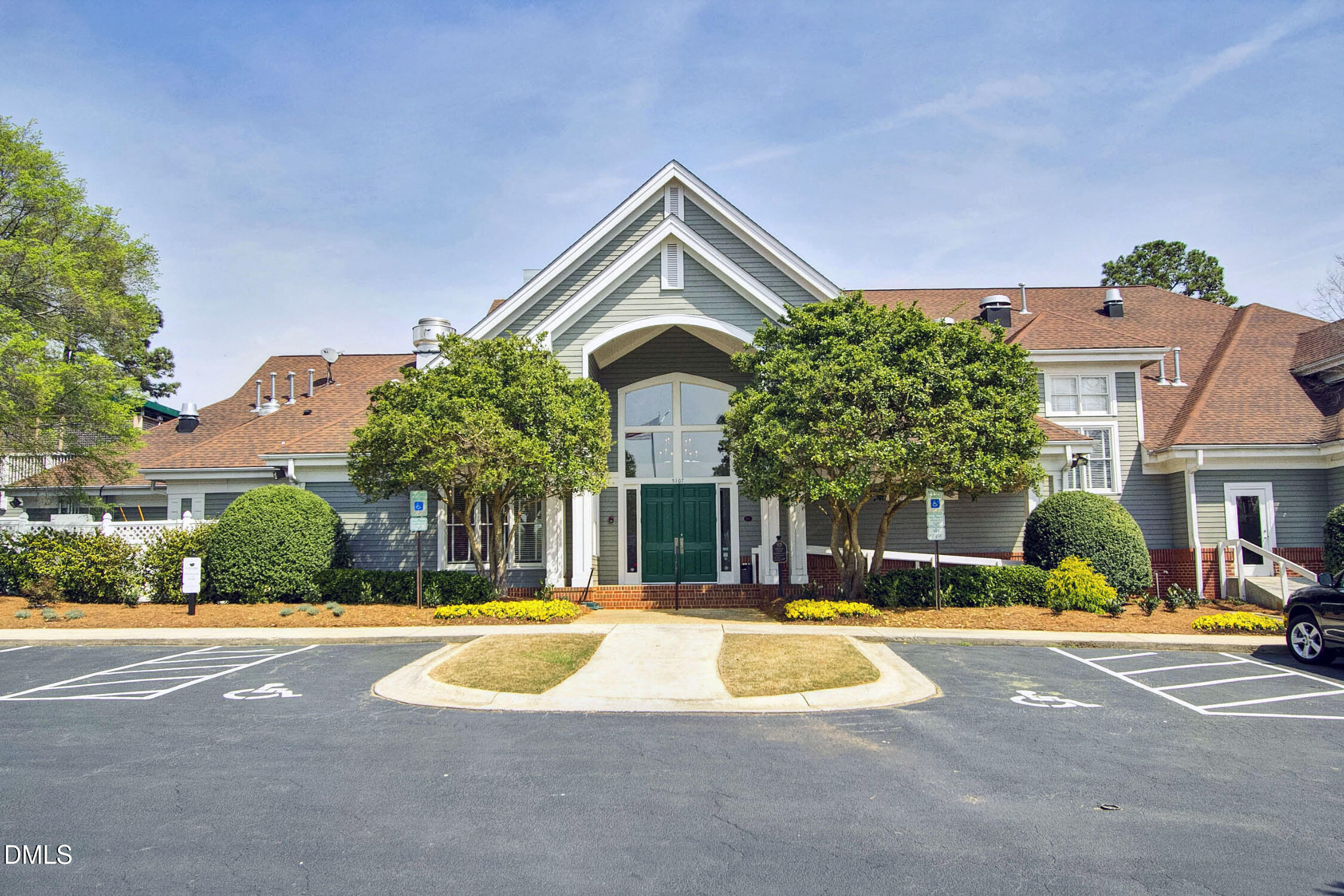 612 Crossway Lane