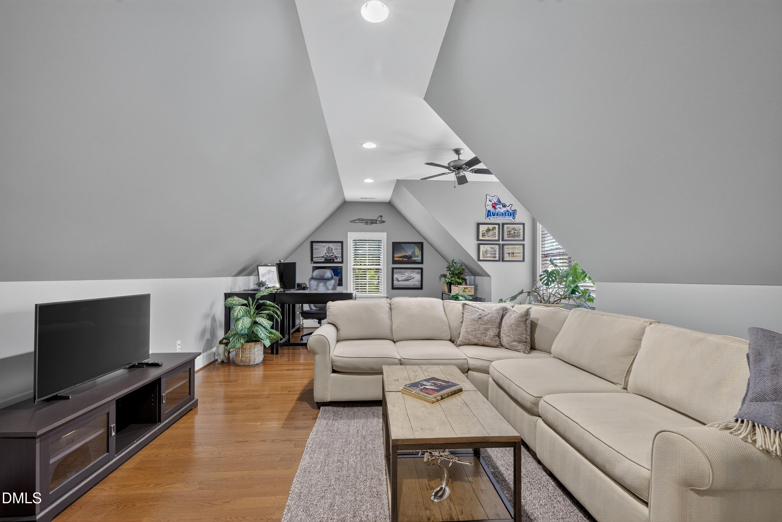 213 Lively Oaks Way 169