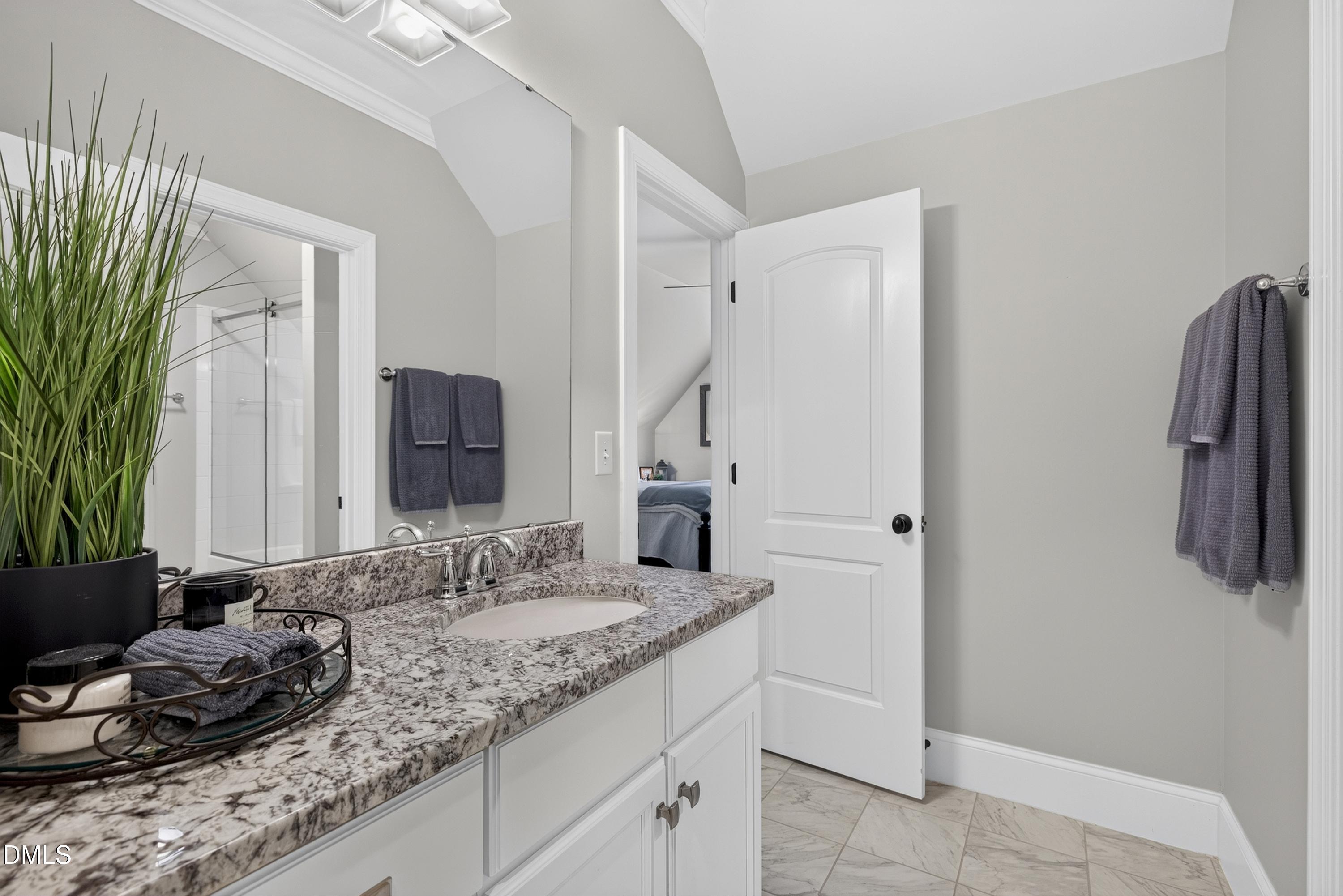 213 Lively Oaks Way 169