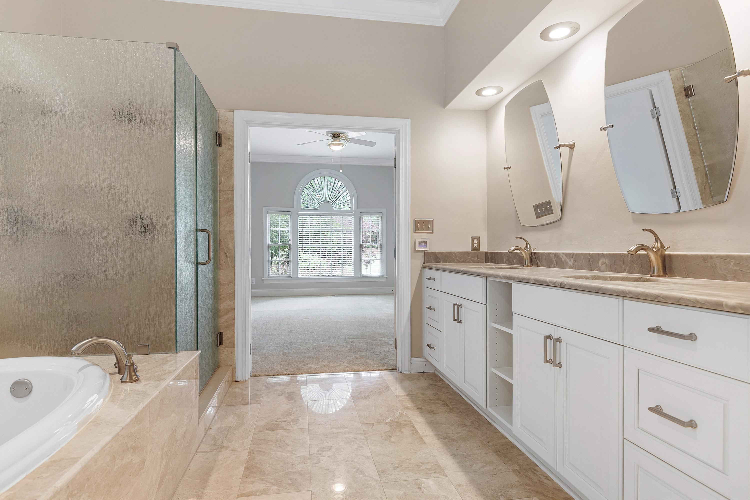 113 Lochinvar Court