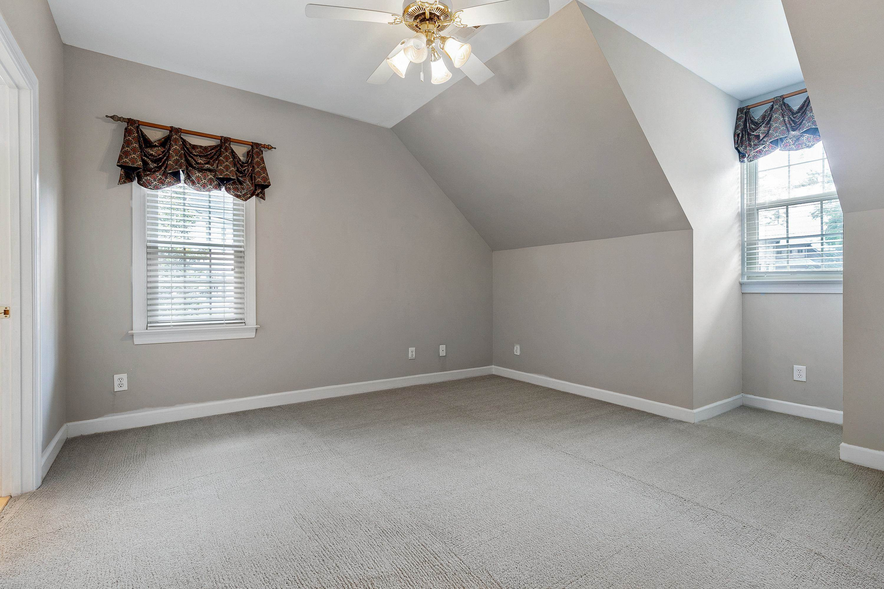 113 Lochinvar Court