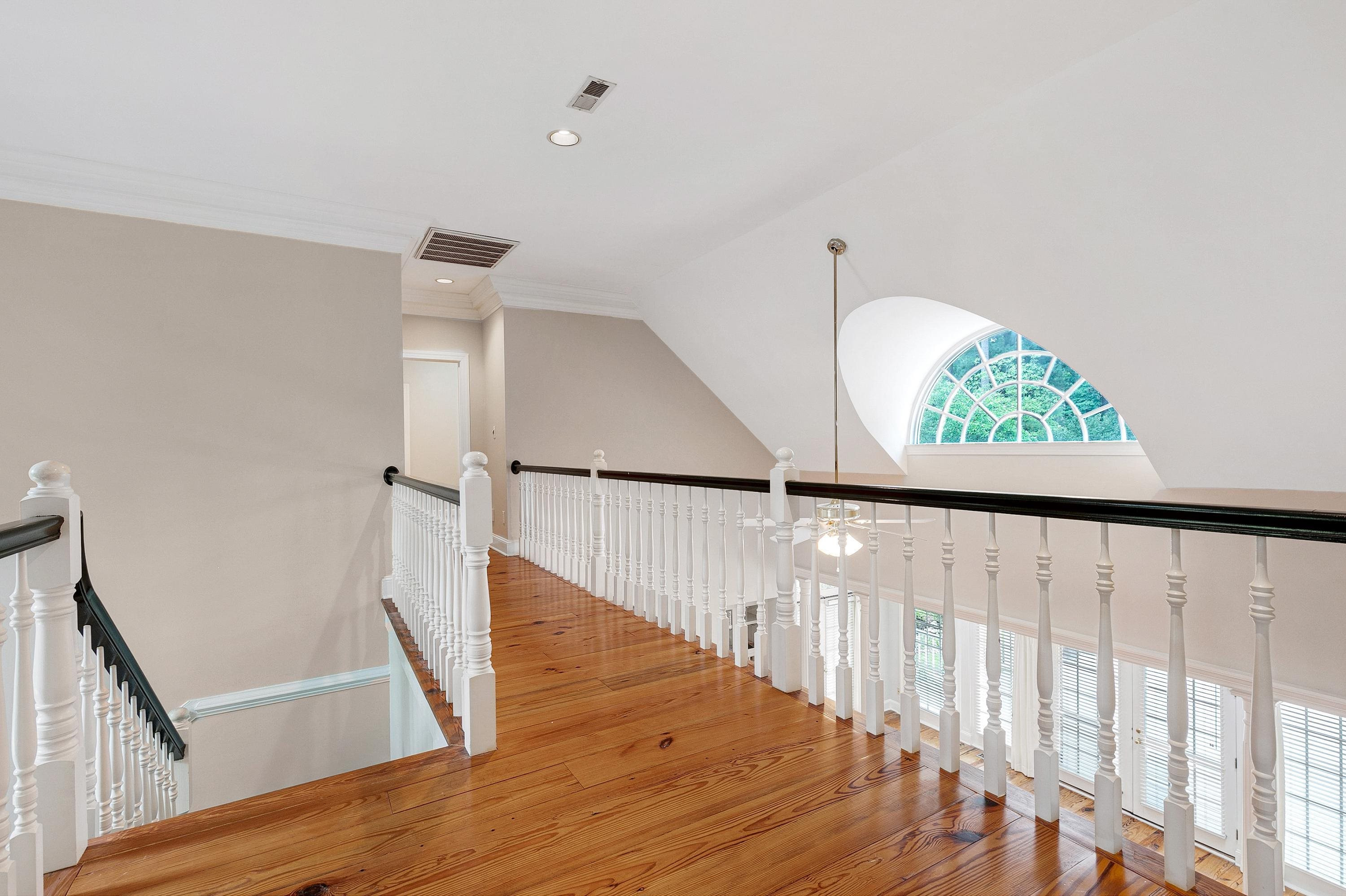 113 Lochinvar Court