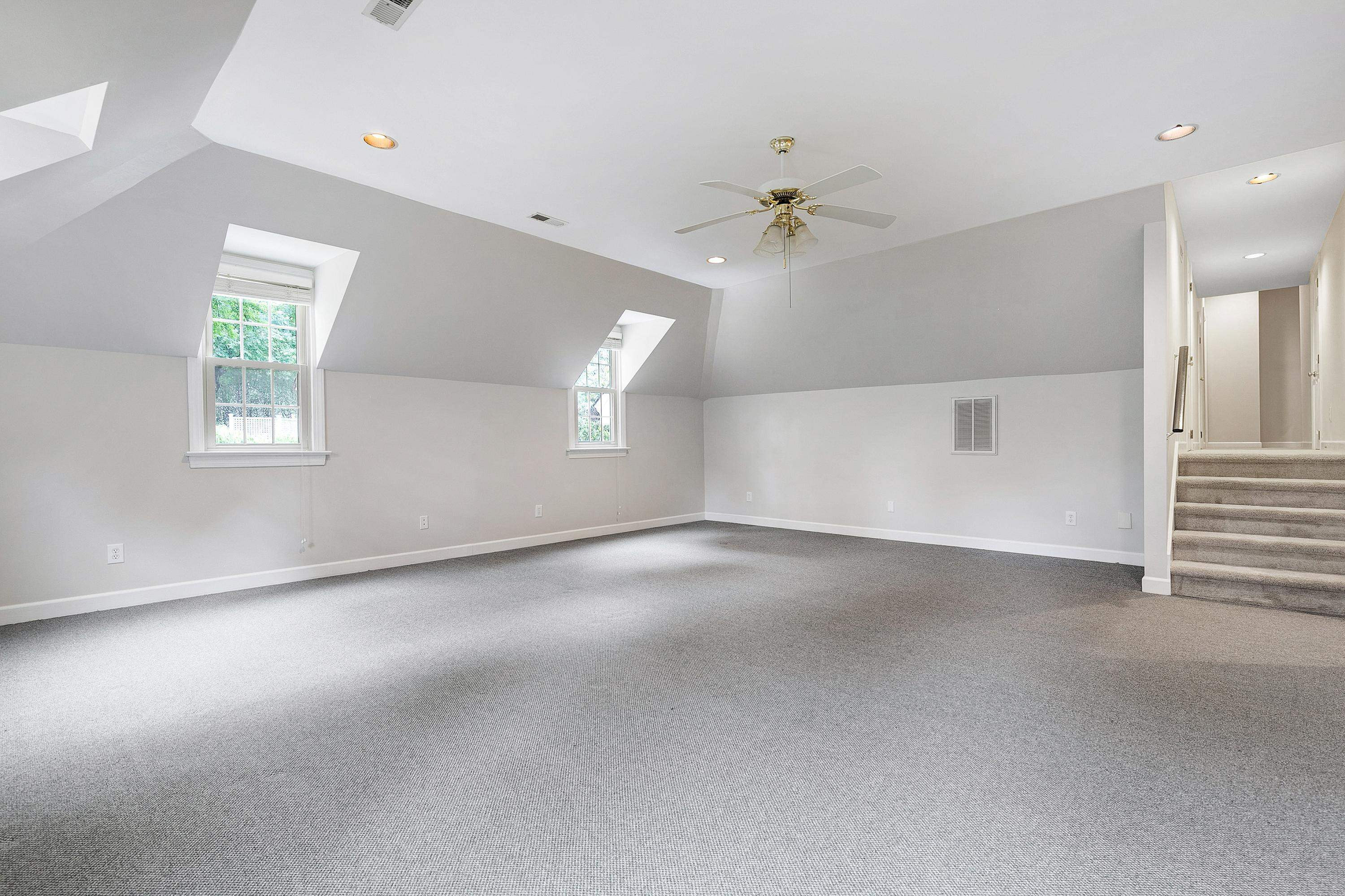 113 Lochinvar Court