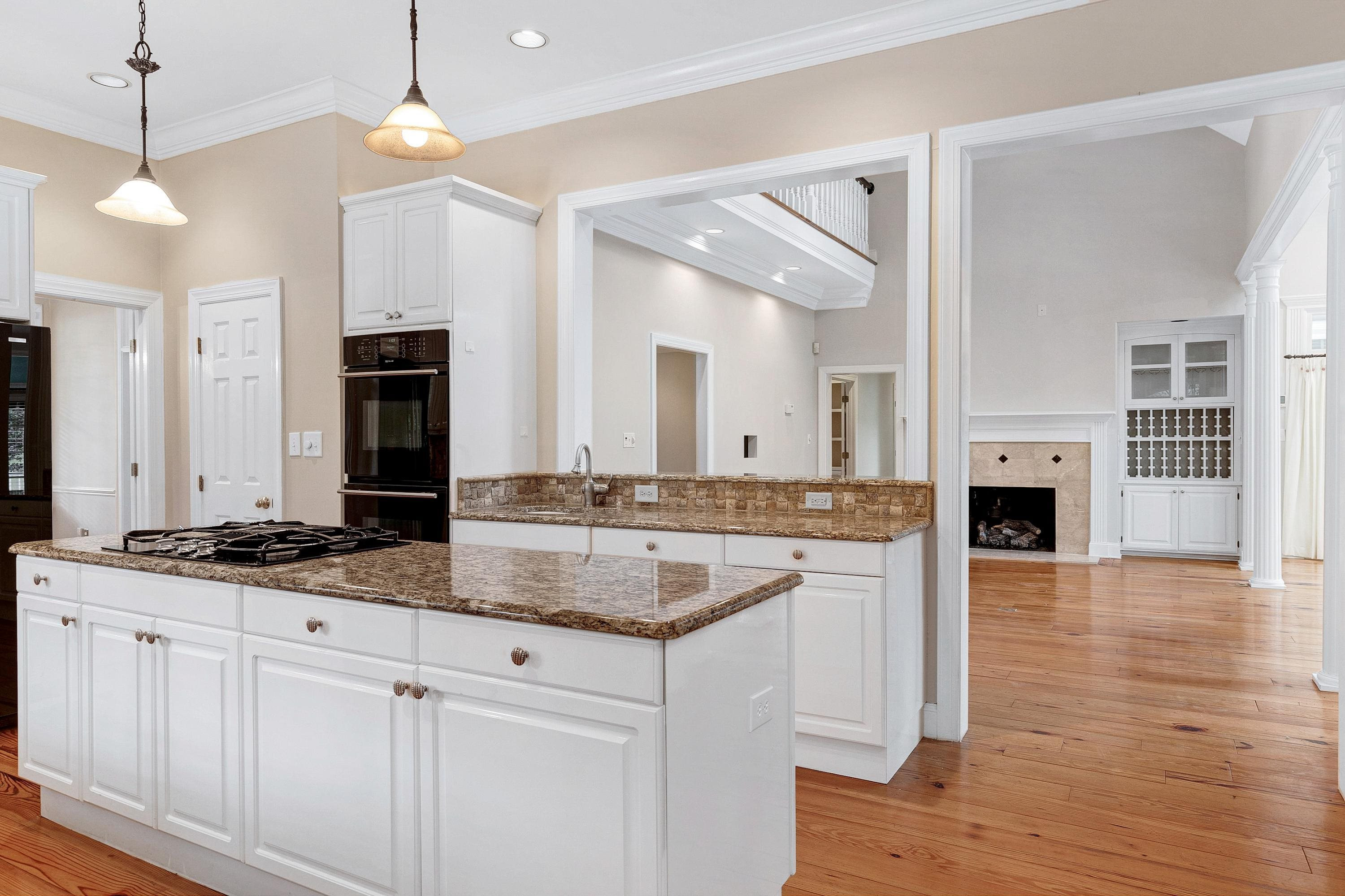 113 Lochinvar Court