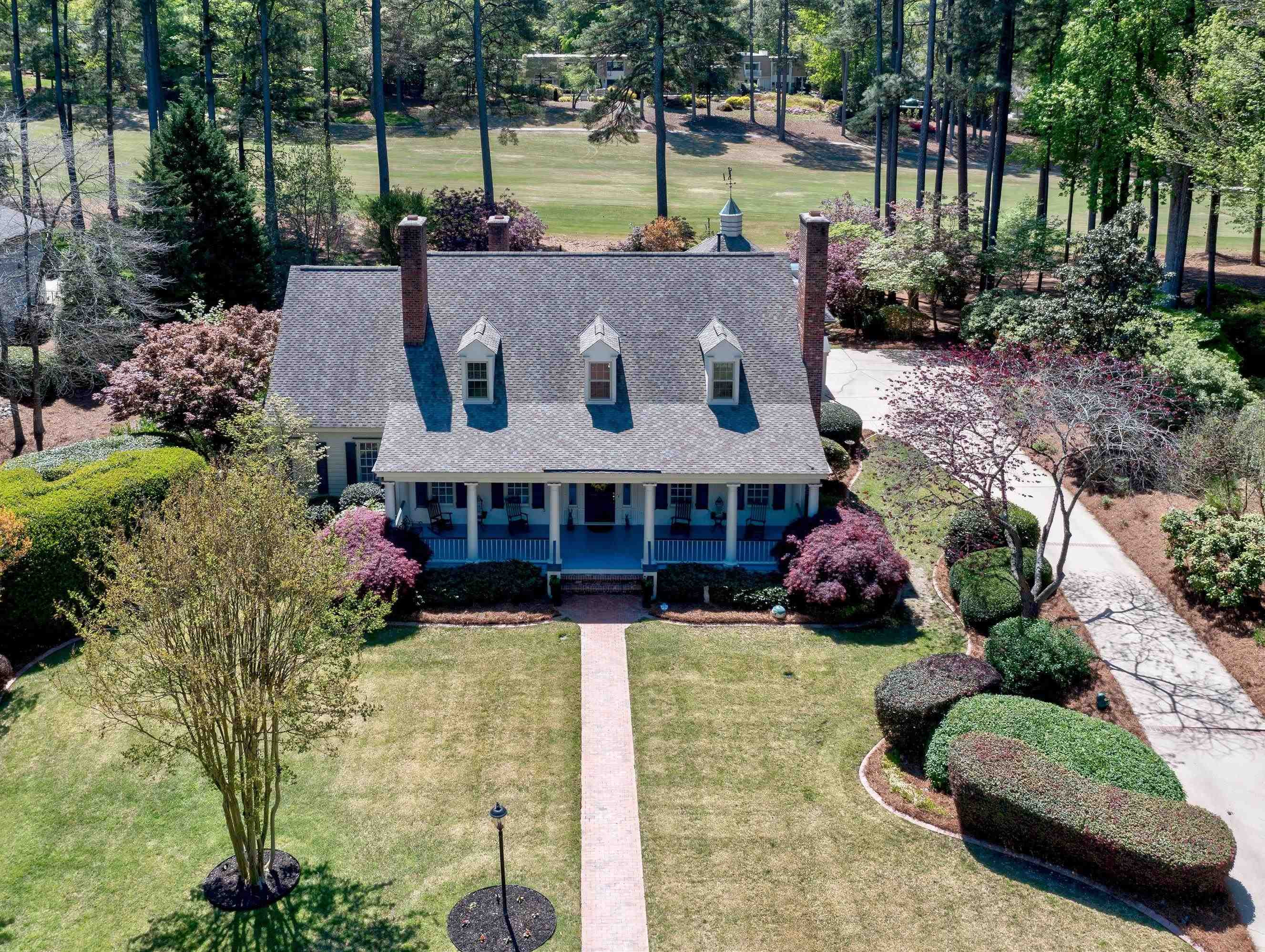 113 Lochinvar Court