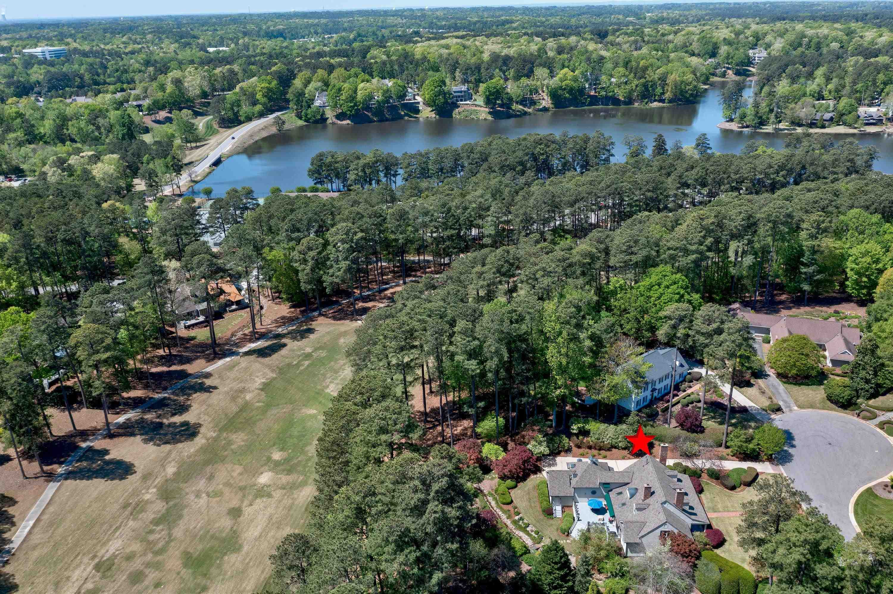 113 Lochinvar Court