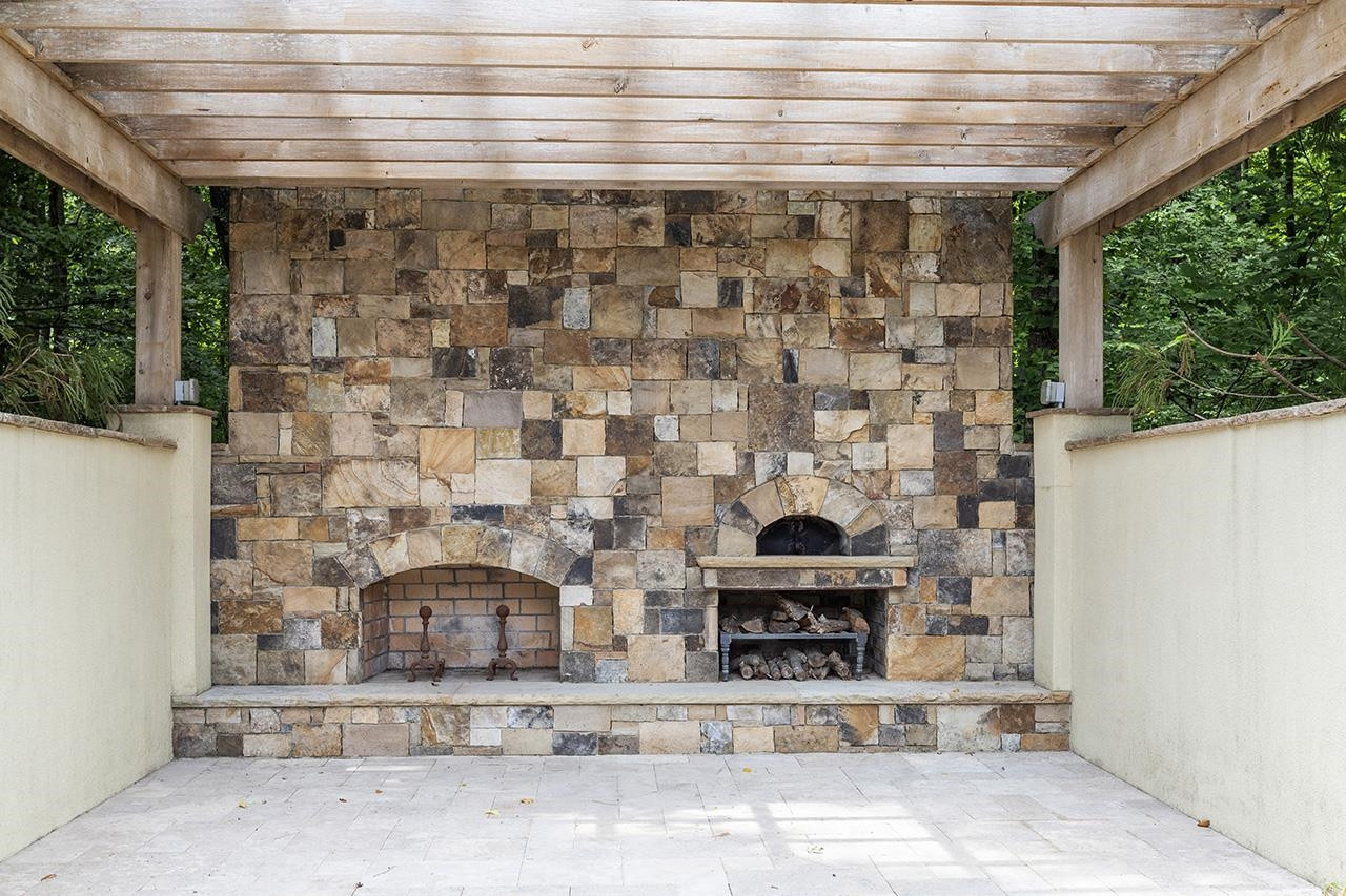 205 Chalon Drive