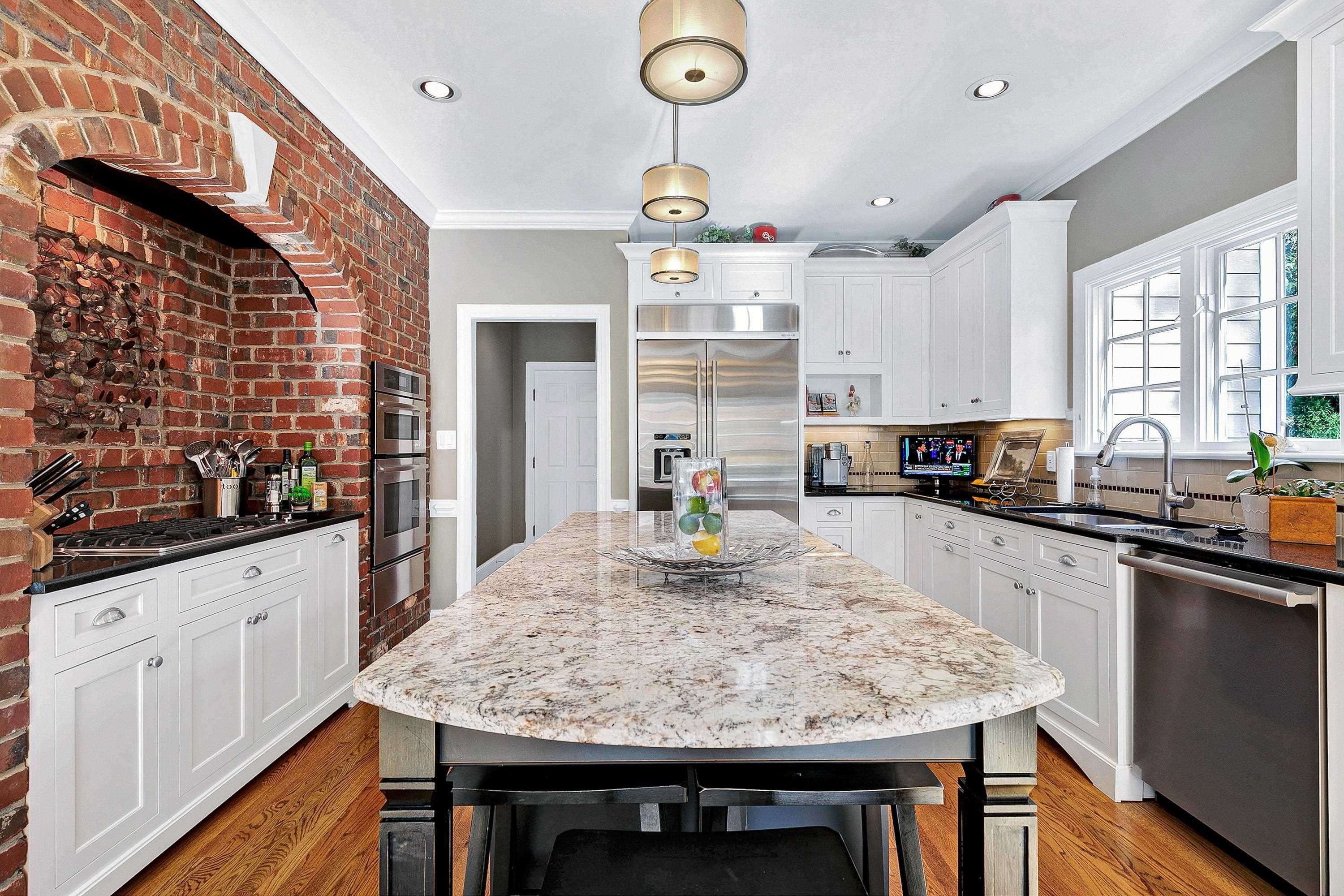107 Tropez Lane