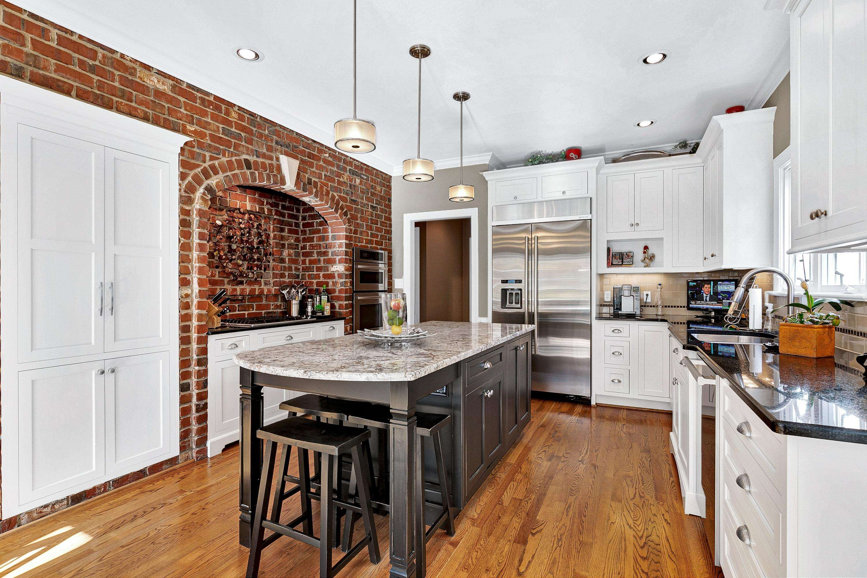 107 Tropez Lane