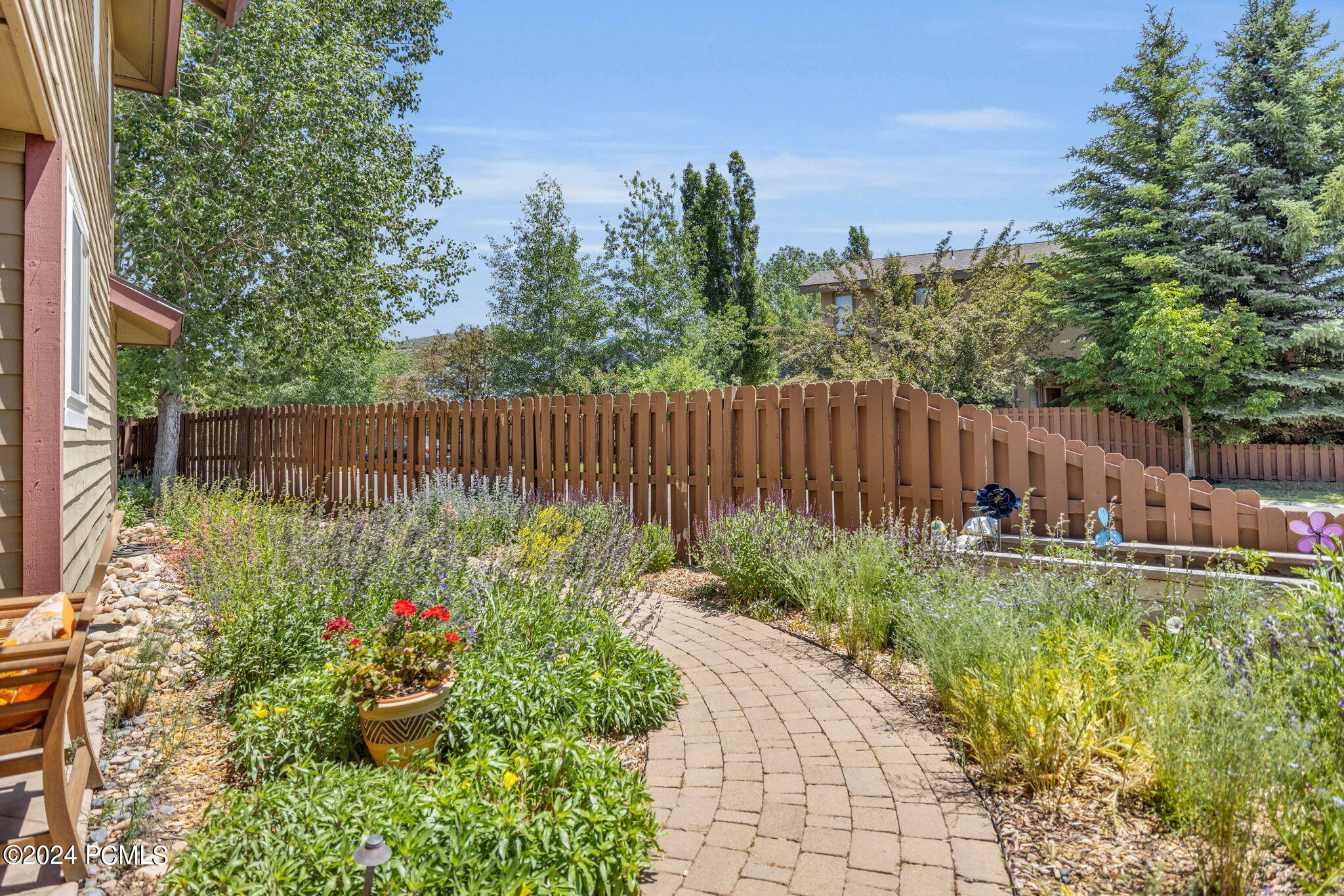 1126 Station Loop Road
