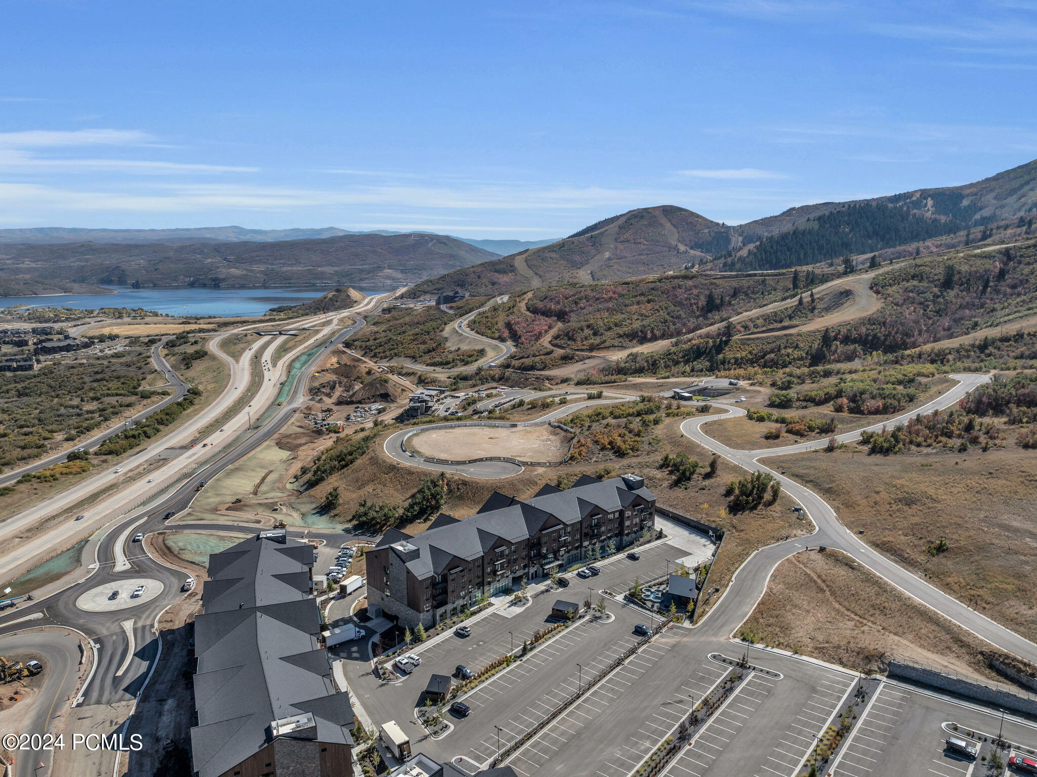 2303 Deer Hollow Road, 1333 & 1334