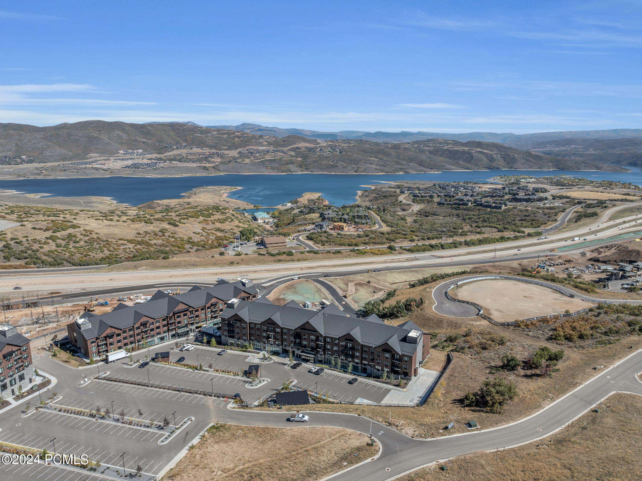 2303 Deer Hollow Road, 1333 & 1334