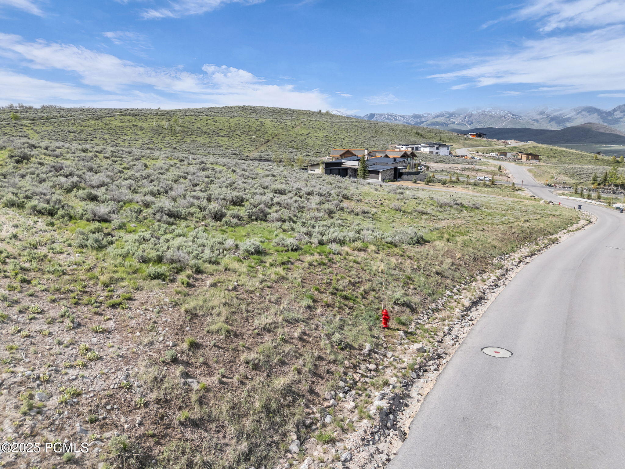 7298 N Bugle Trail