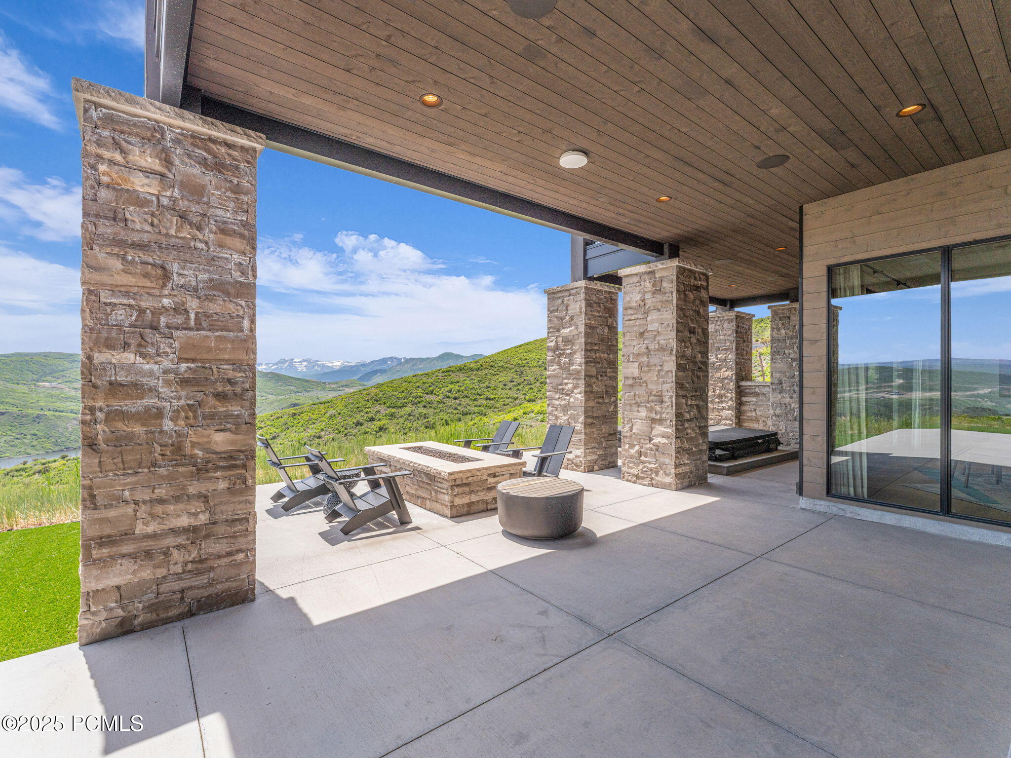 2178 E Lone Peak Drive