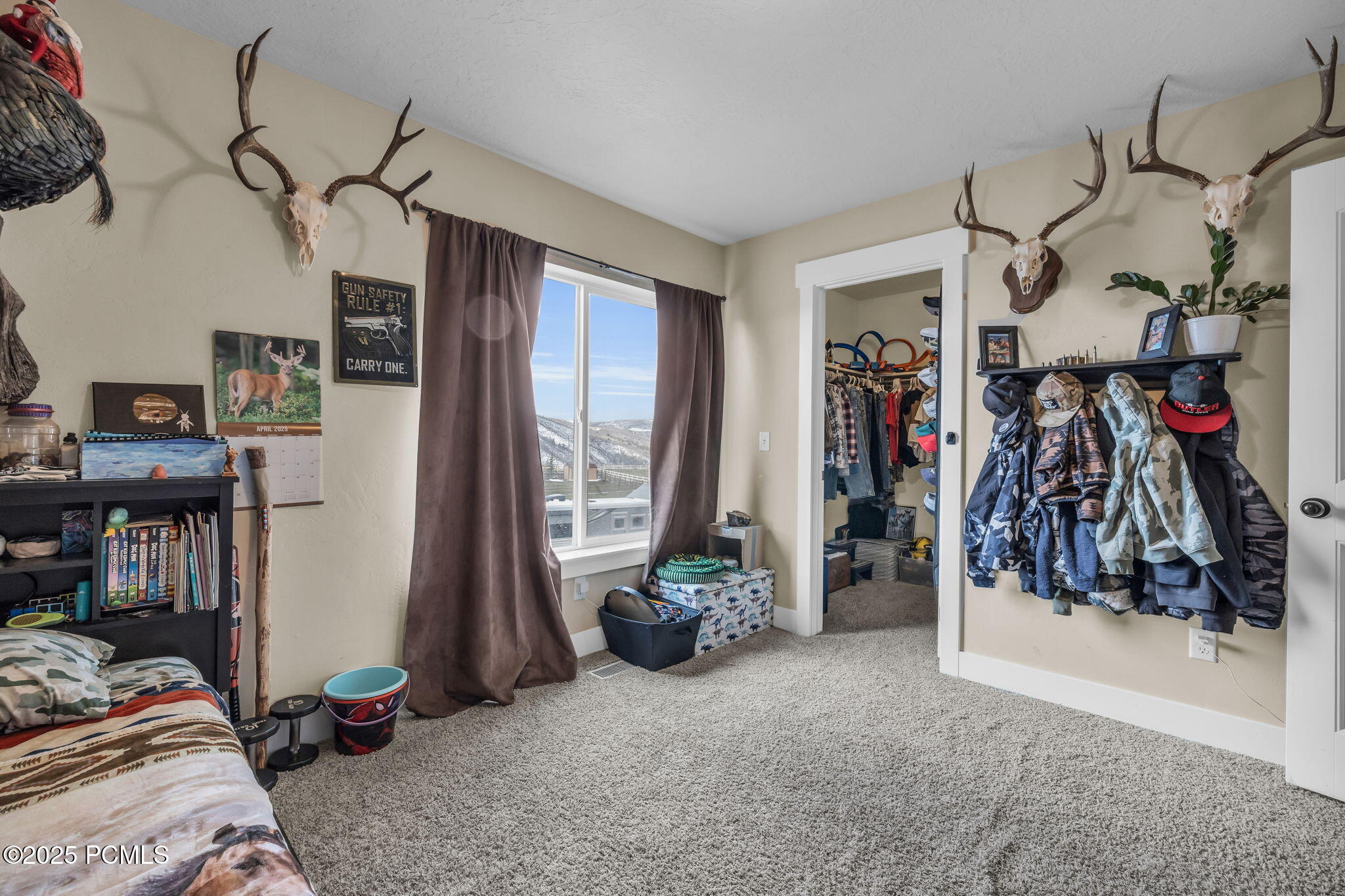 1962 Bluff Crest Road