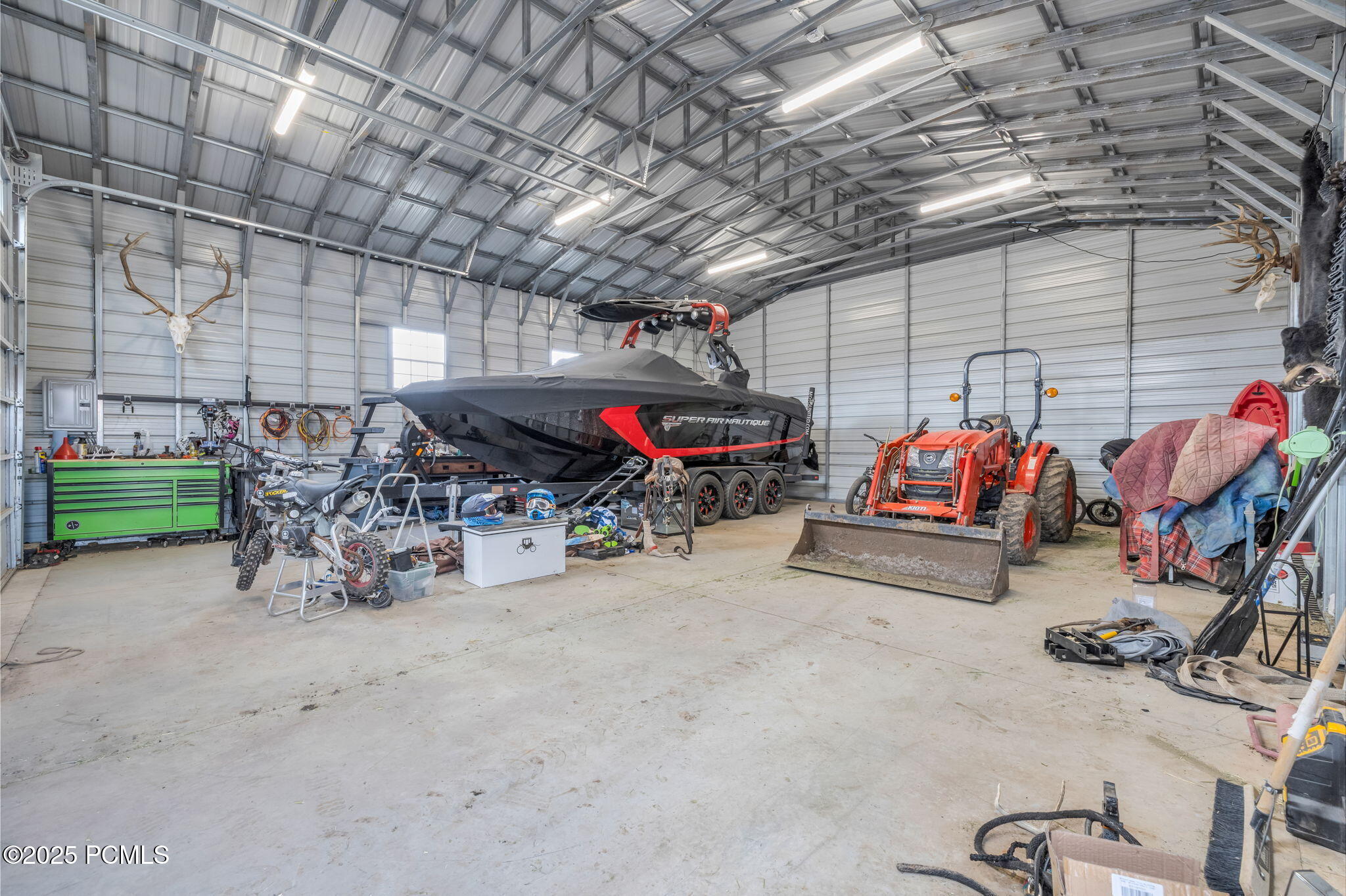 1962 Bluff Crest Road