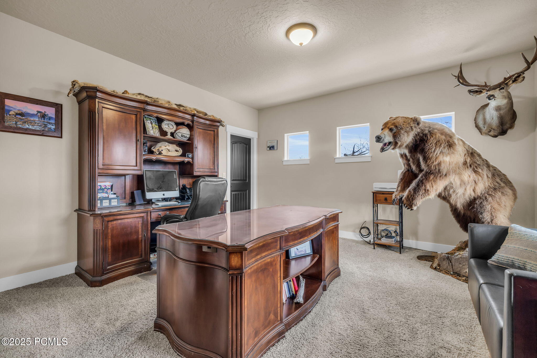 1962 Bluff Crest Road