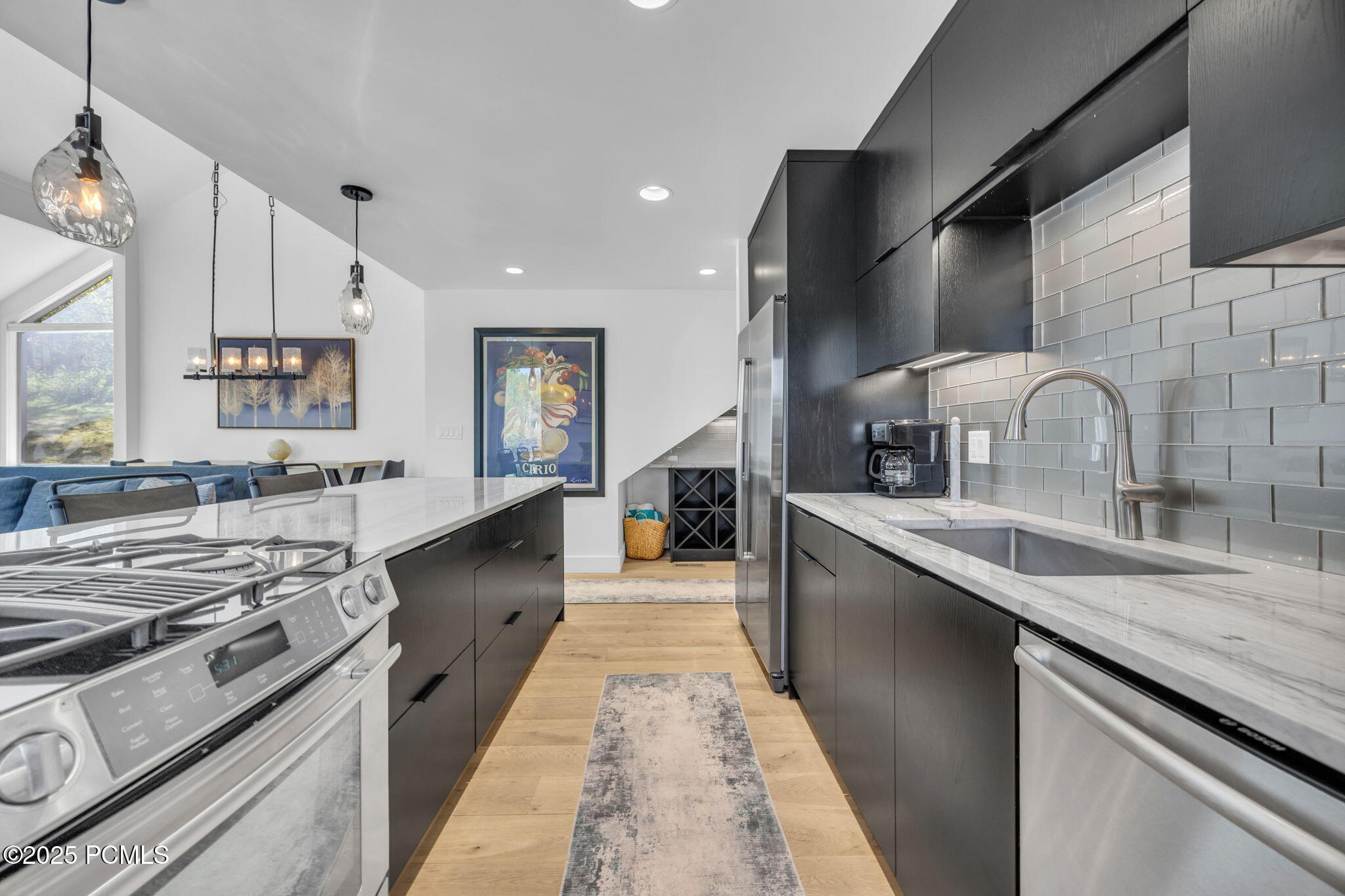 1561 Three Kings Drive, 87